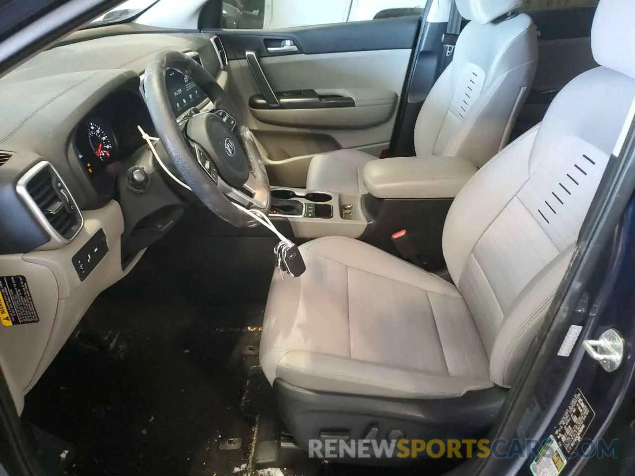 7 Photograph of a damaged car KNDPMCAC2N7965440 KIA SPORTAGE 2022