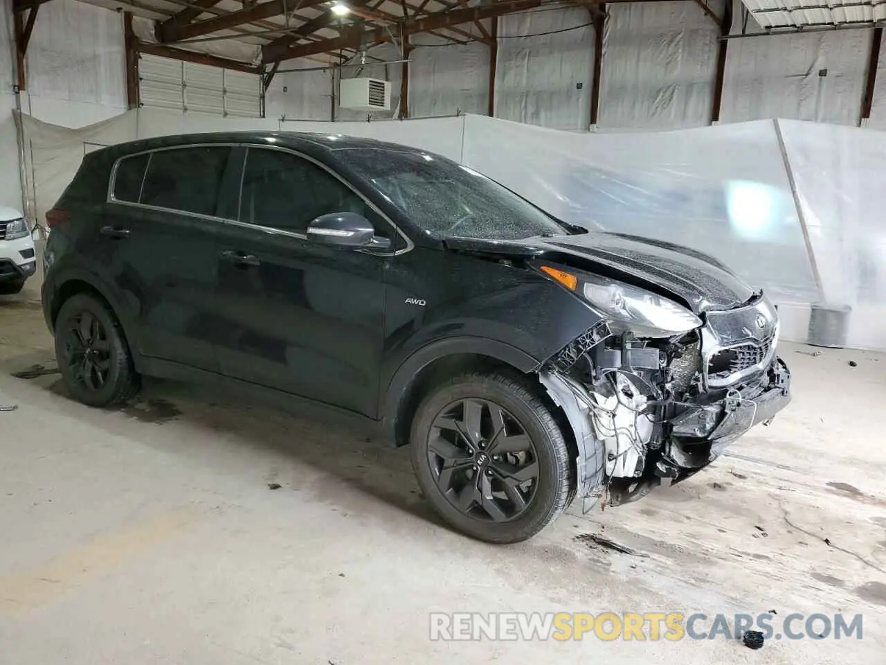 4 Photograph of a damaged car KNDPMCAC2N7998213 KIA SPORTAGE 2022