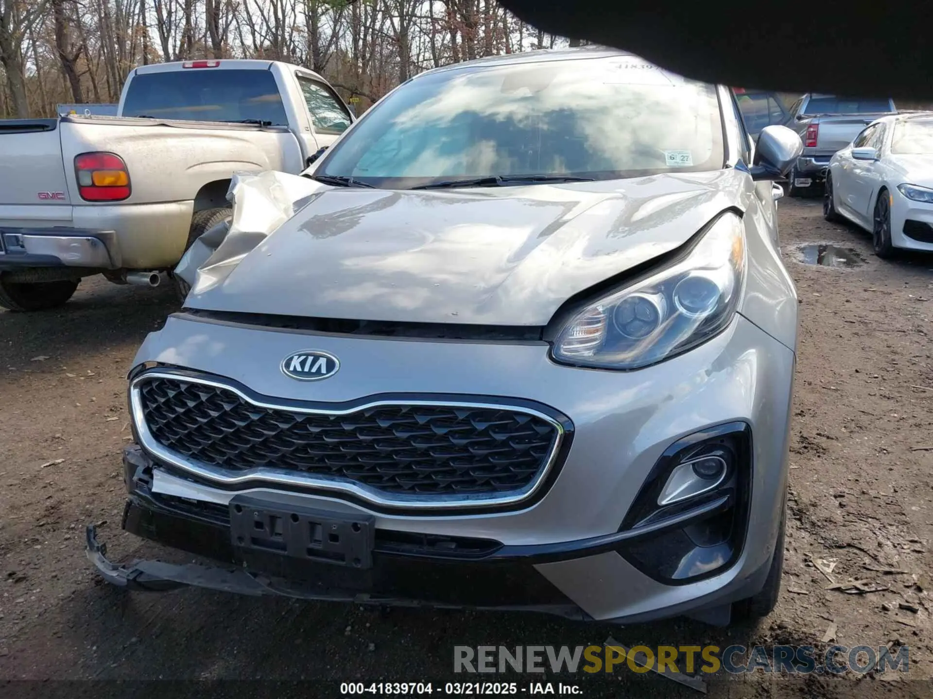 12 Photograph of a damaged car KNDPMCAC3N7008525 KIA SPORTAGE 2022
