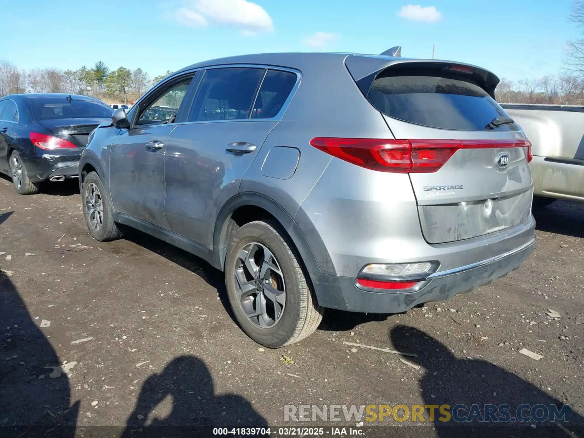 3 Photograph of a damaged car KNDPMCAC3N7008525 KIA SPORTAGE 2022