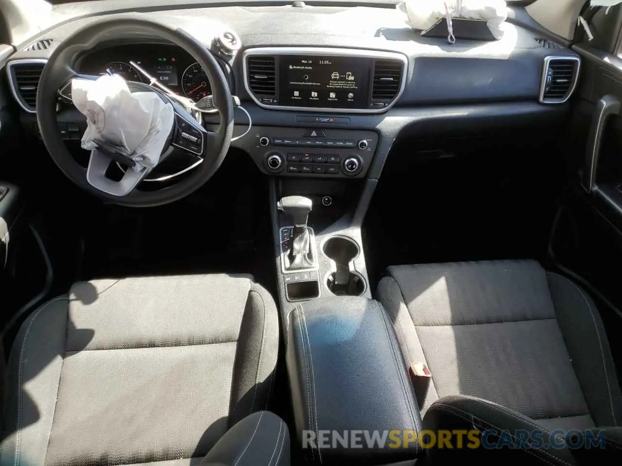 8 Photograph of a damaged car KNDPMCAC4N7991456 KIA SPORTAGE 2022