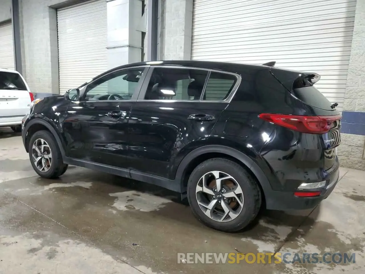 2 Photograph of a damaged car KNDPMCAC5N7022359 KIA SPORTAGE 2022