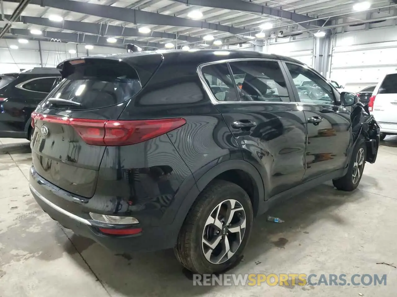 3 Photograph of a damaged car KNDPMCAC5N7022359 KIA SPORTAGE 2022