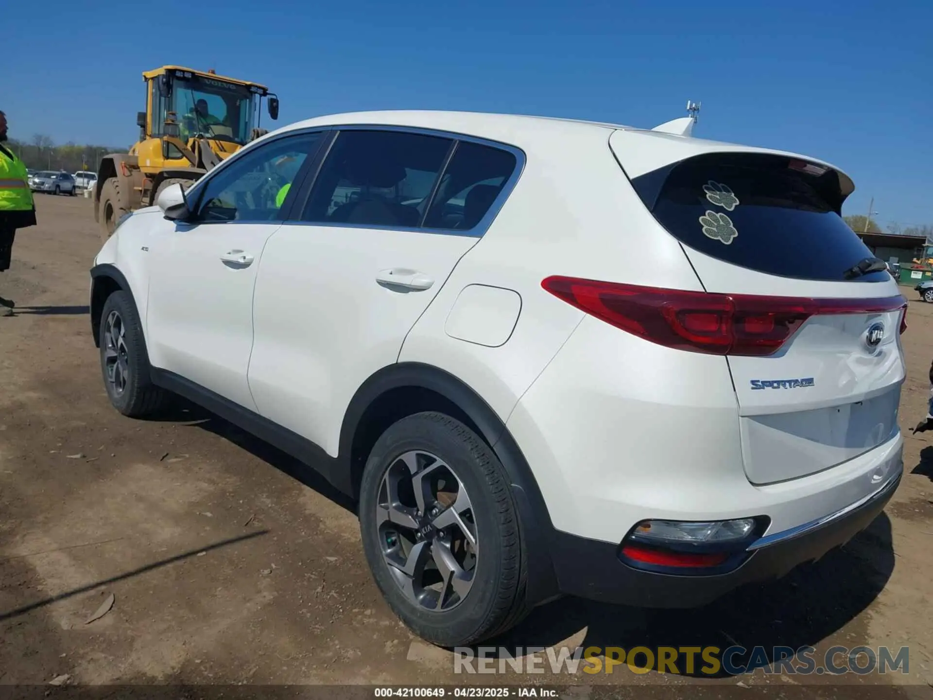 3 Photograph of a damaged car KNDPMCAC5N7966422 KIA SPORTAGE 2022