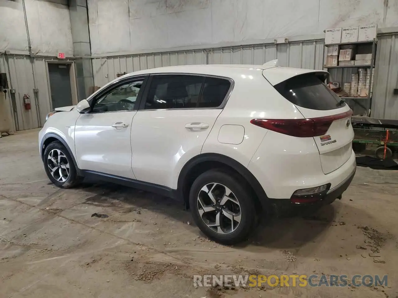 2 Photograph of a damaged car KNDPMCAC5N7991322 KIA SPORTAGE 2022