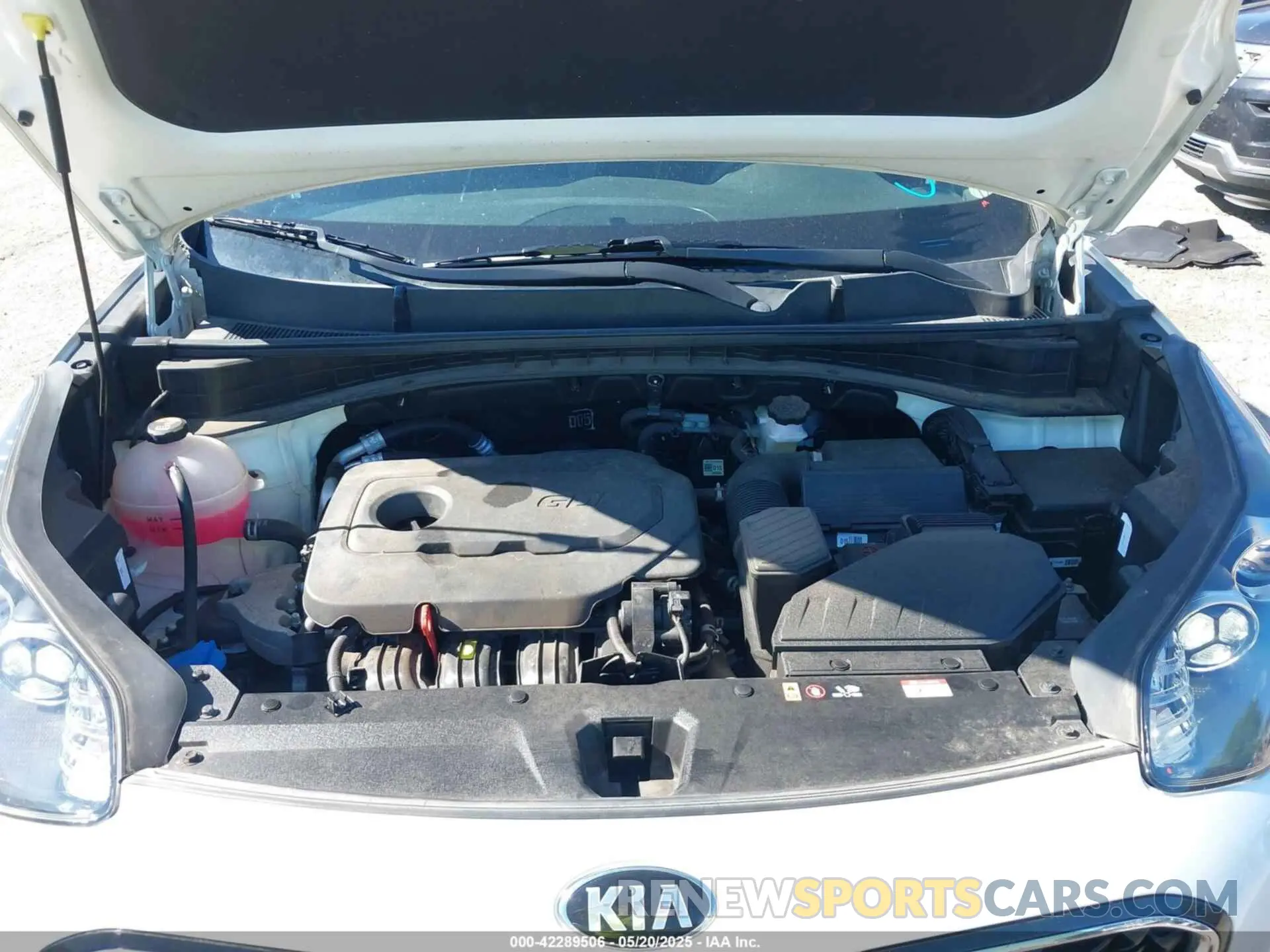 10 Photograph of a damaged car KNDPMCAC6N7005604 KIA SPORTAGE 2022