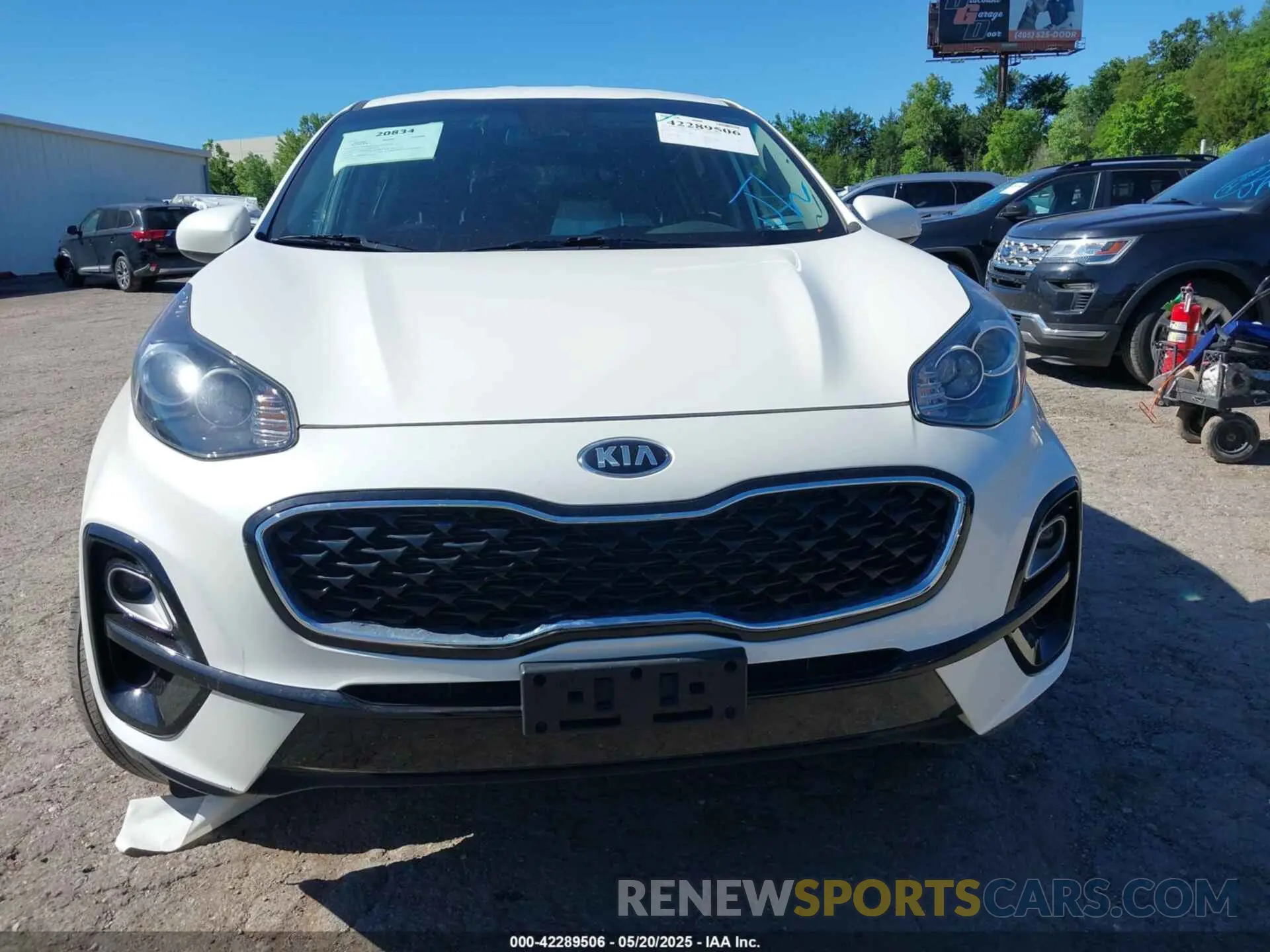 13 Photograph of a damaged car KNDPMCAC6N7005604 KIA SPORTAGE 2022