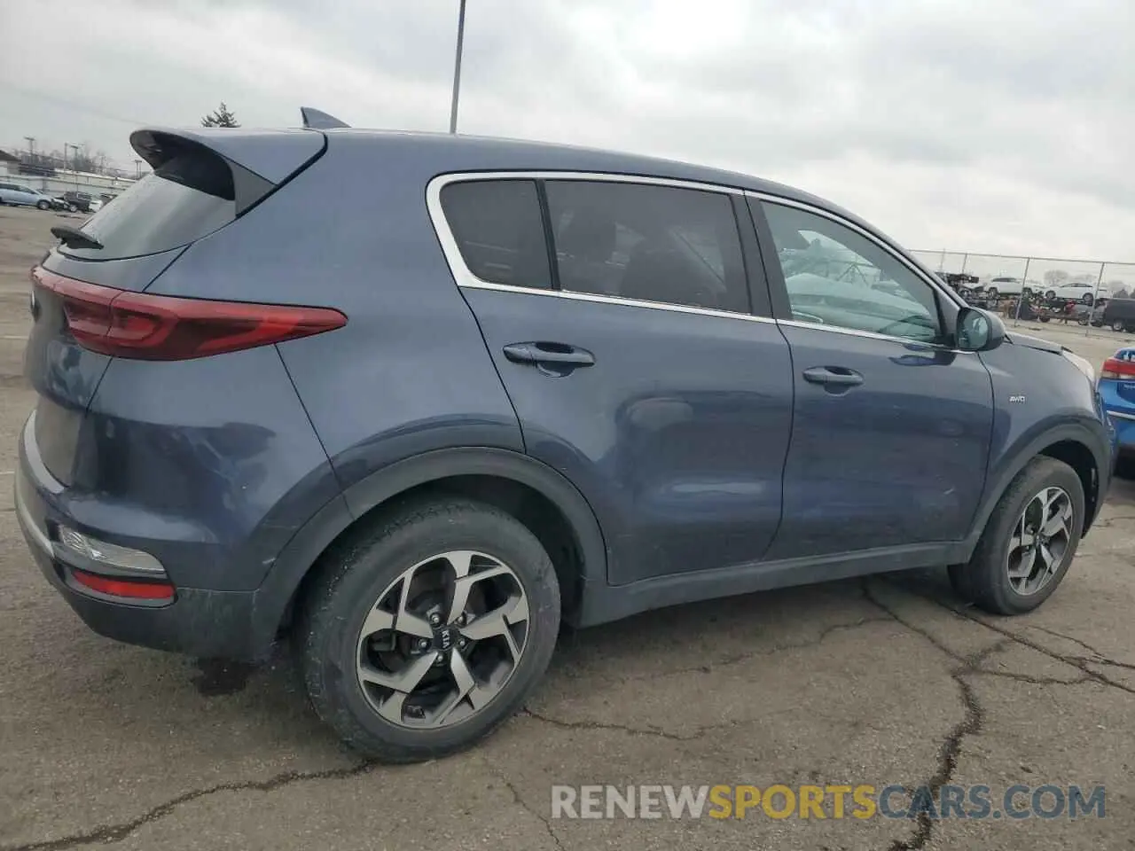 3 Photograph of a damaged car KNDPMCAC6N7973427 KIA SPORTAGE 2022