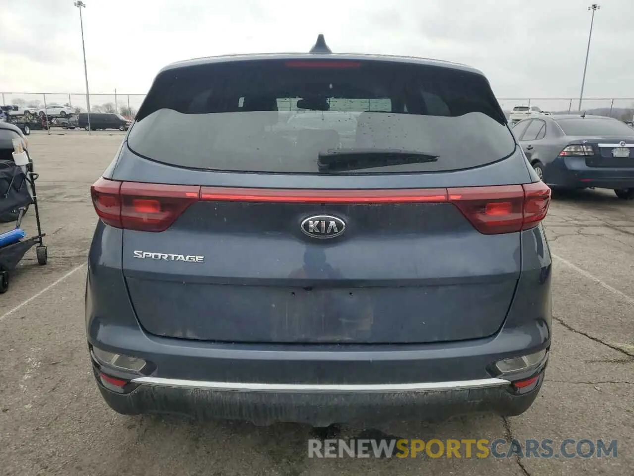 6 Photograph of a damaged car KNDPMCAC6N7973427 KIA SPORTAGE 2022