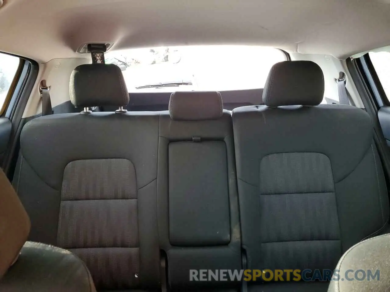 10 Photograph of a damaged car KNDPMCAC6N7982886 KIA SPORTAGE 2022