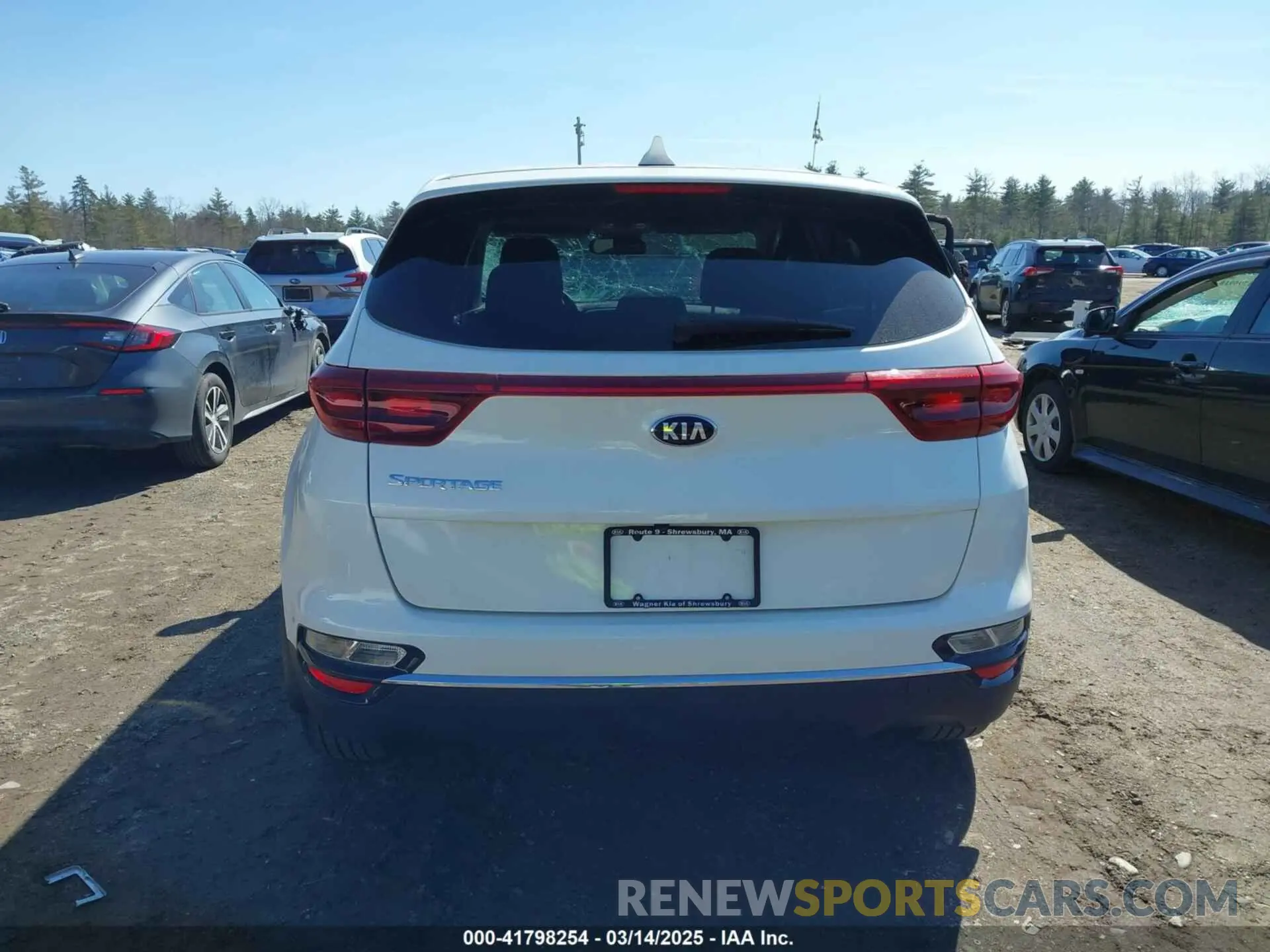 16 Photograph of a damaged car KNDPMCAC7N7025277 KIA SPORTAGE 2022
