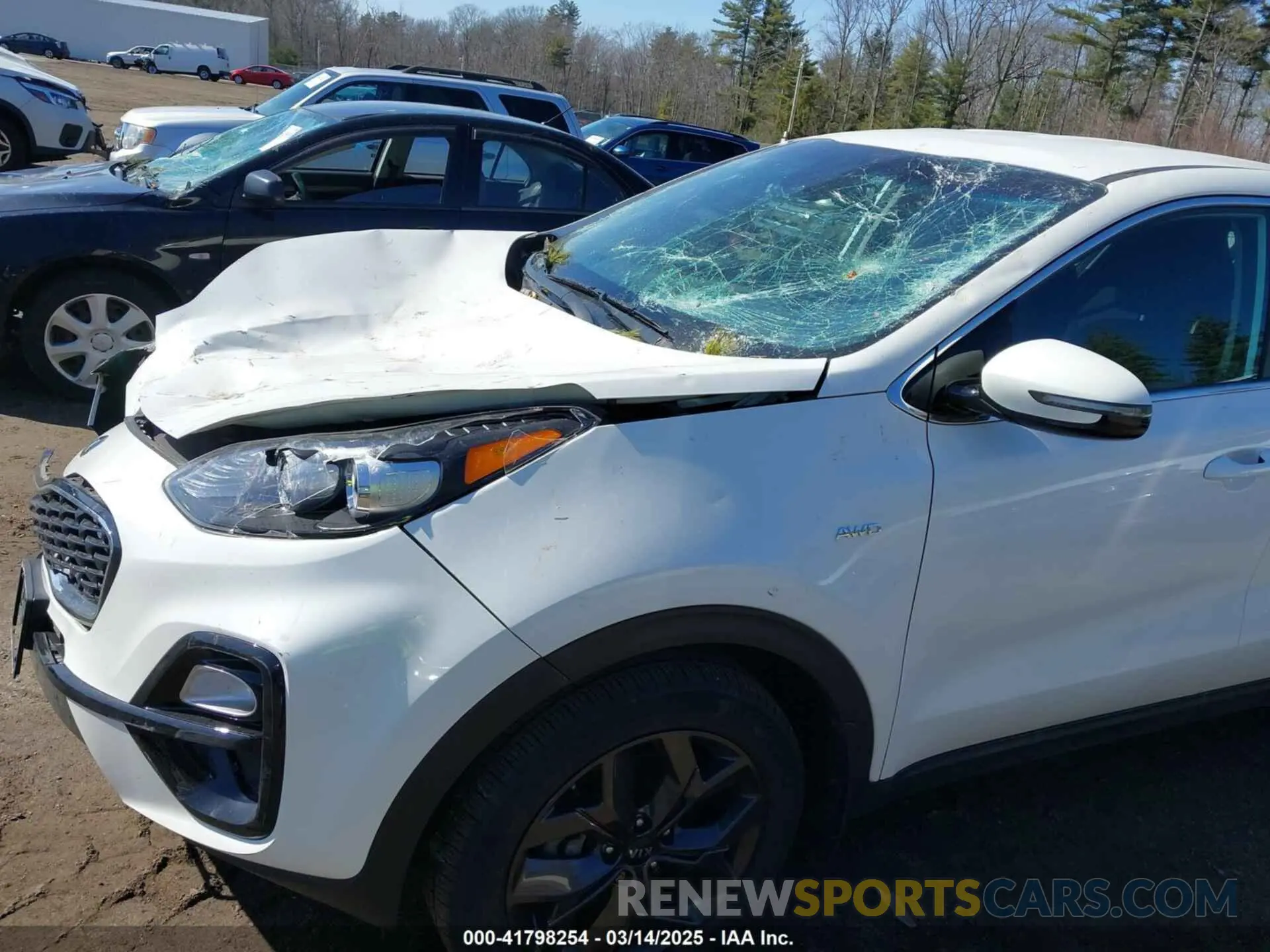 17 Photograph of a damaged car KNDPMCAC7N7025277 KIA SPORTAGE 2022