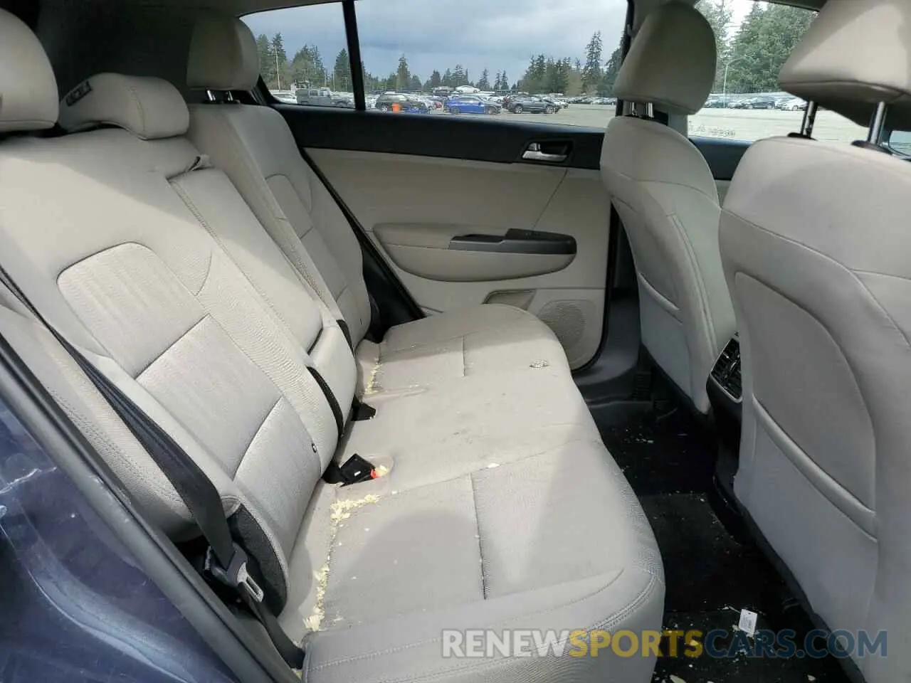 10 Photograph of a damaged car KNDPMCAC7N7949797 KIA SPORTAGE 2022