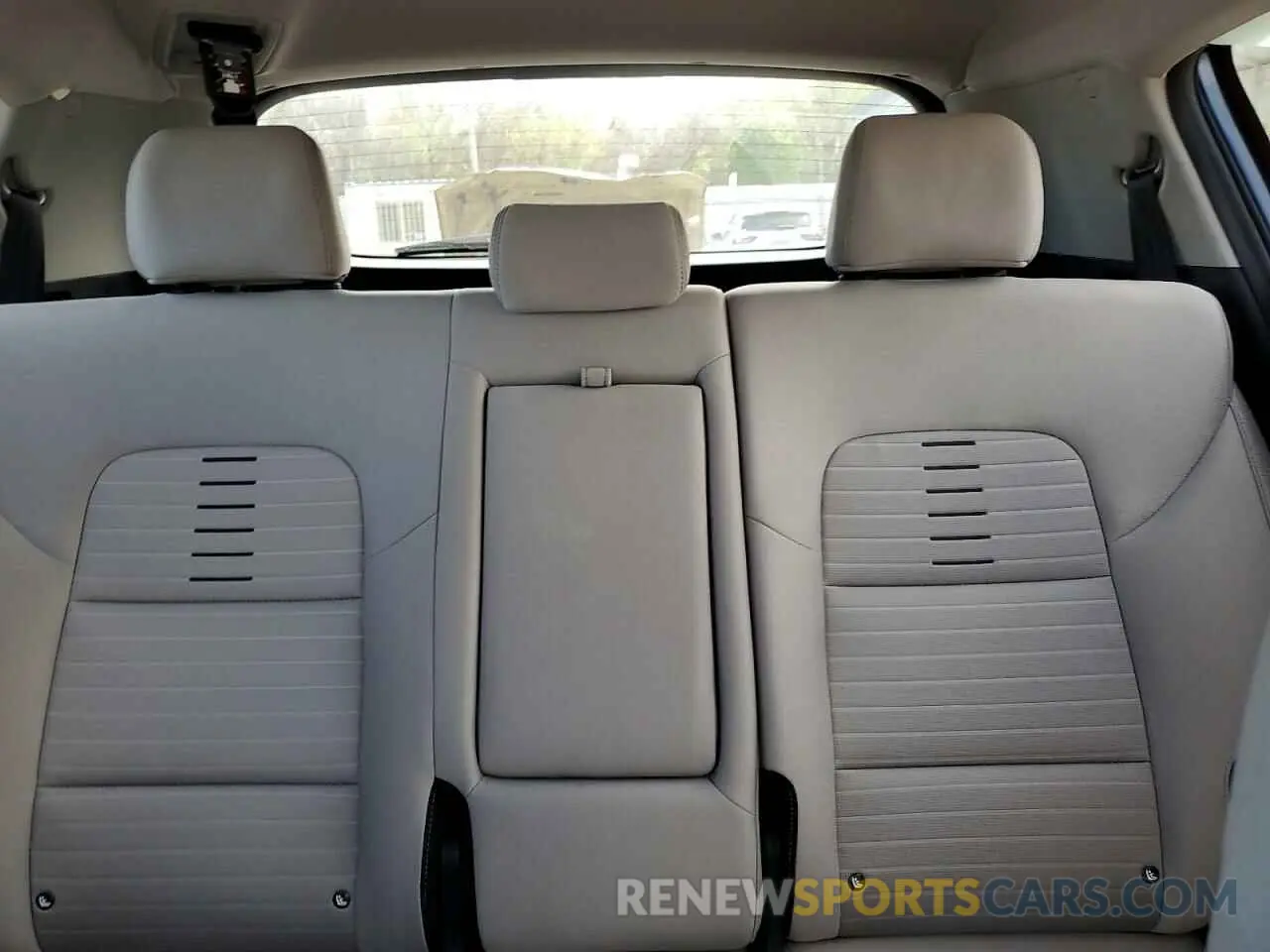 10 Photograph of a damaged car KNDPMCAC7N7957785 KIA SPORTAGE 2022