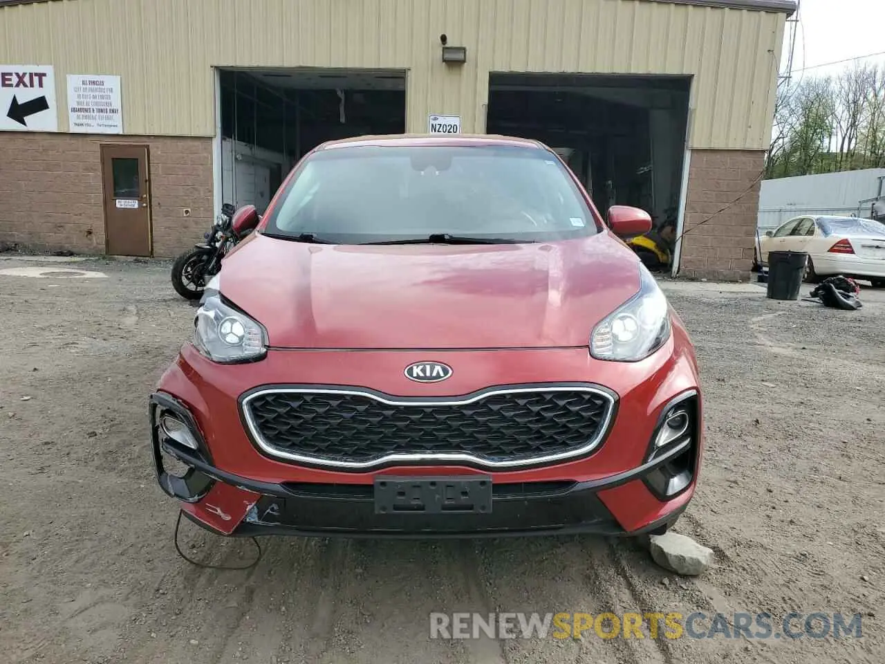 5 Photograph of a damaged car KNDPMCAC7N7983741 KIA SPORTAGE 2022