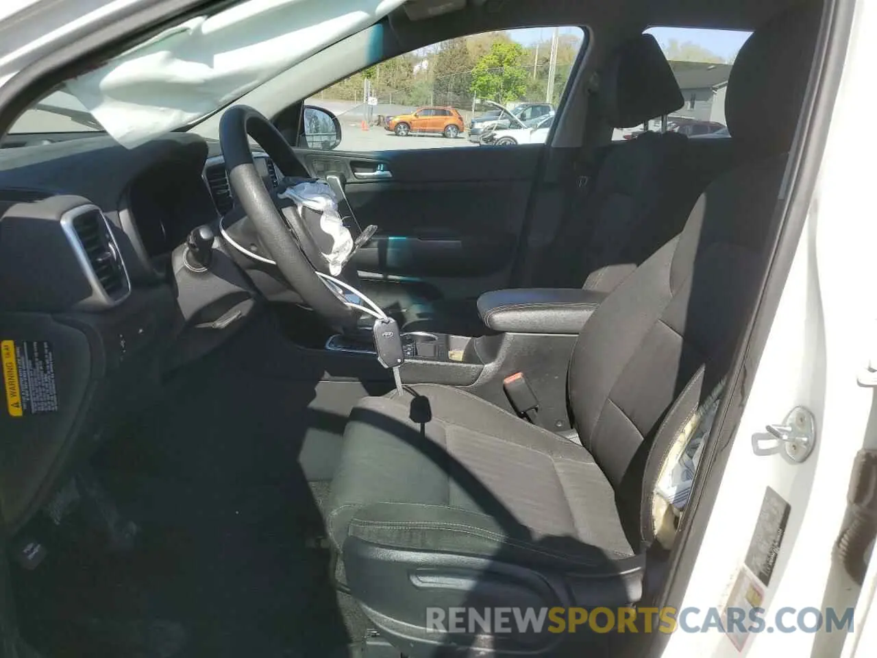 7 Photograph of a damaged car KNDPMCAC7N7986154 KIA SPORTAGE 2022