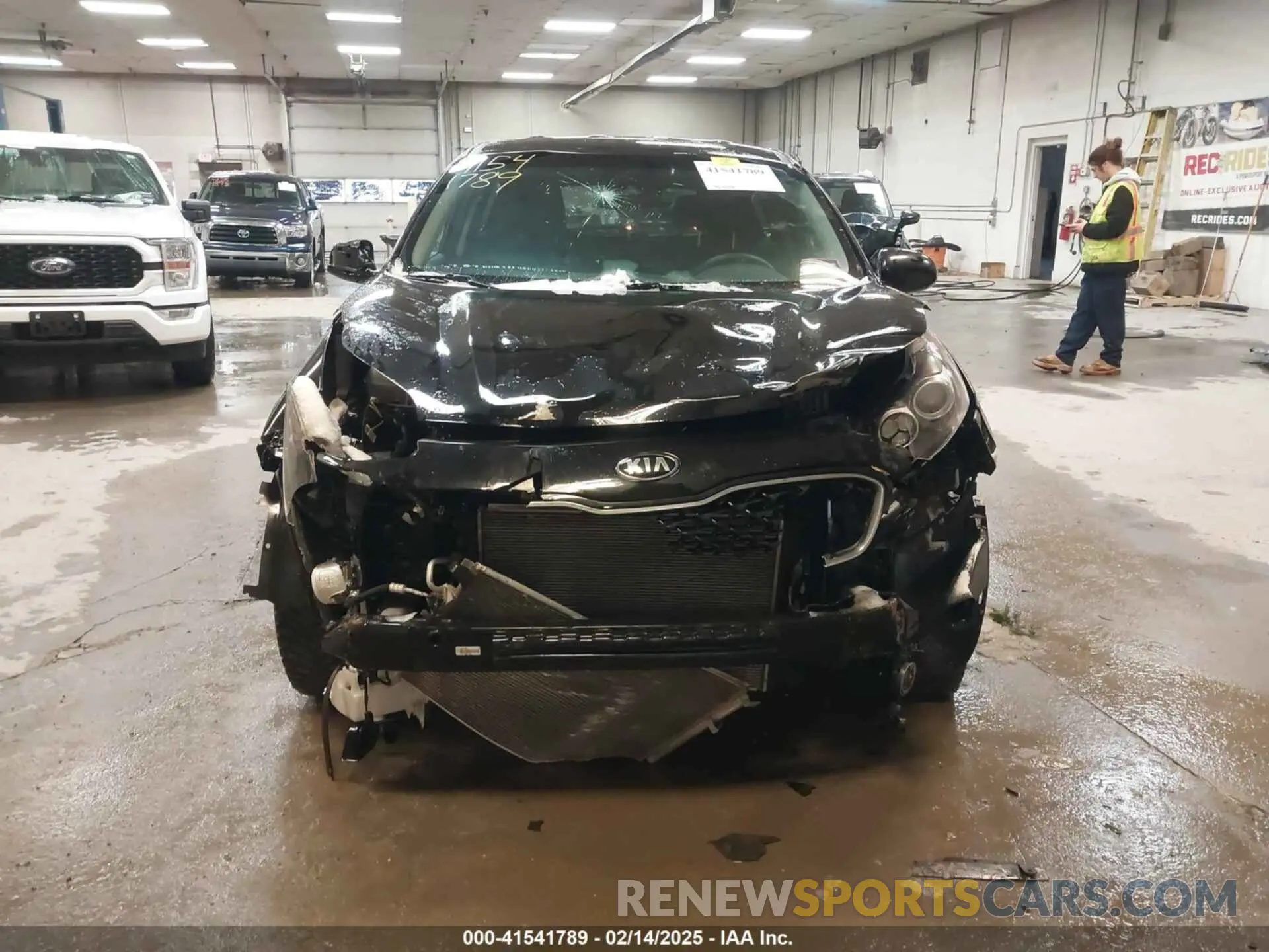 12 Photograph of a damaged car KNDPMCAC7N7999941 KIA SPORTAGE 2022