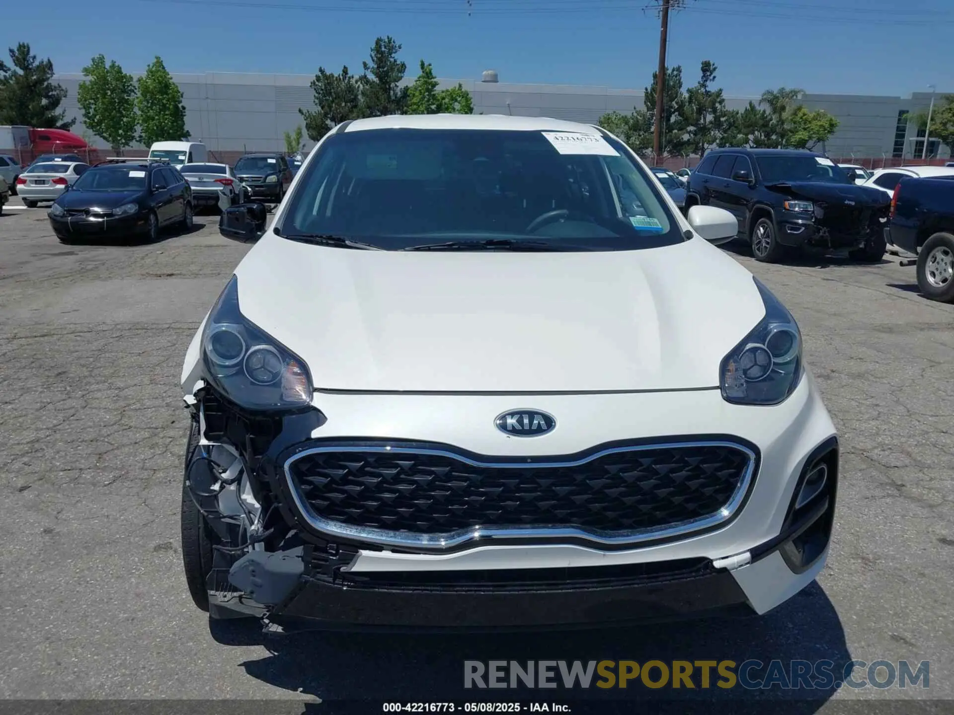 12 Photograph of a damaged car KNDPMCAC8N7001988 KIA SPORTAGE 2022