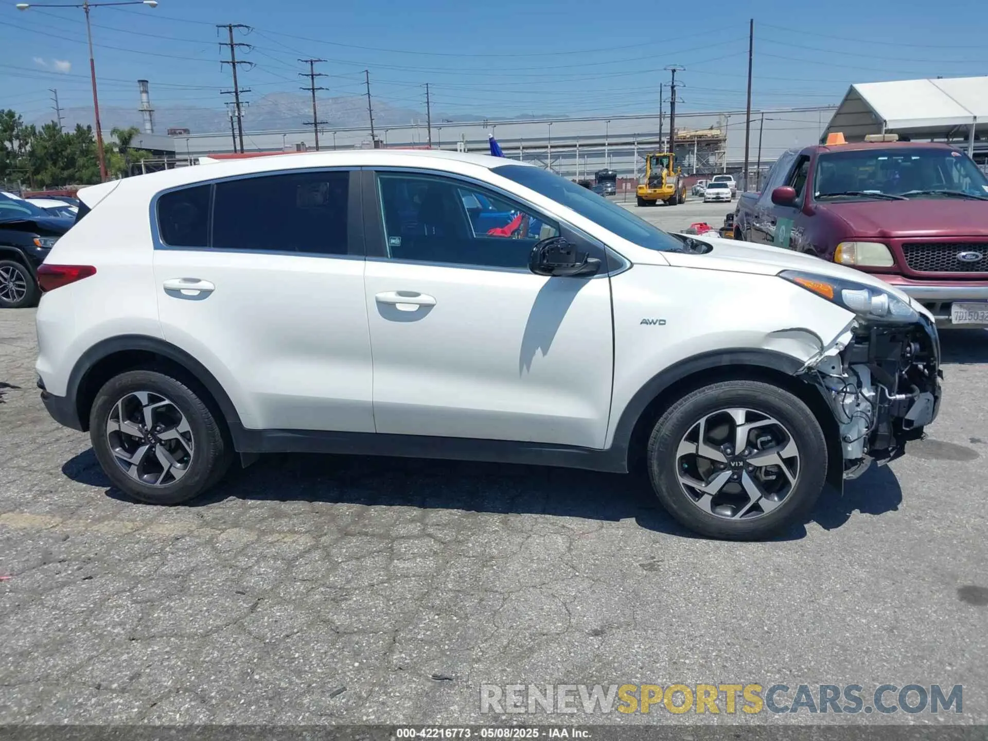 13 Photograph of a damaged car KNDPMCAC8N7001988 KIA SPORTAGE 2022