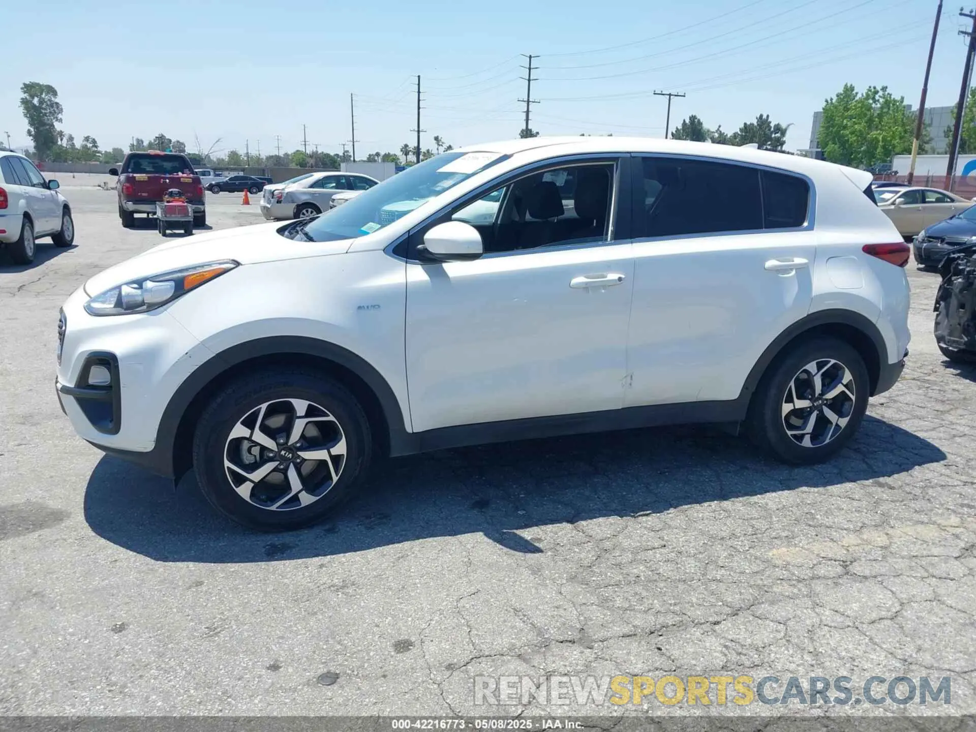 14 Photograph of a damaged car KNDPMCAC8N7001988 KIA SPORTAGE 2022