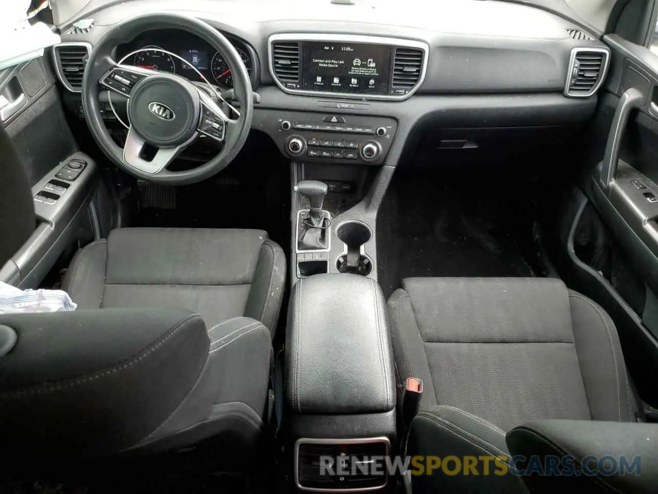 8 Photograph of a damaged car KNDPMCAC8N7008410 KIA SPORTAGE 2022