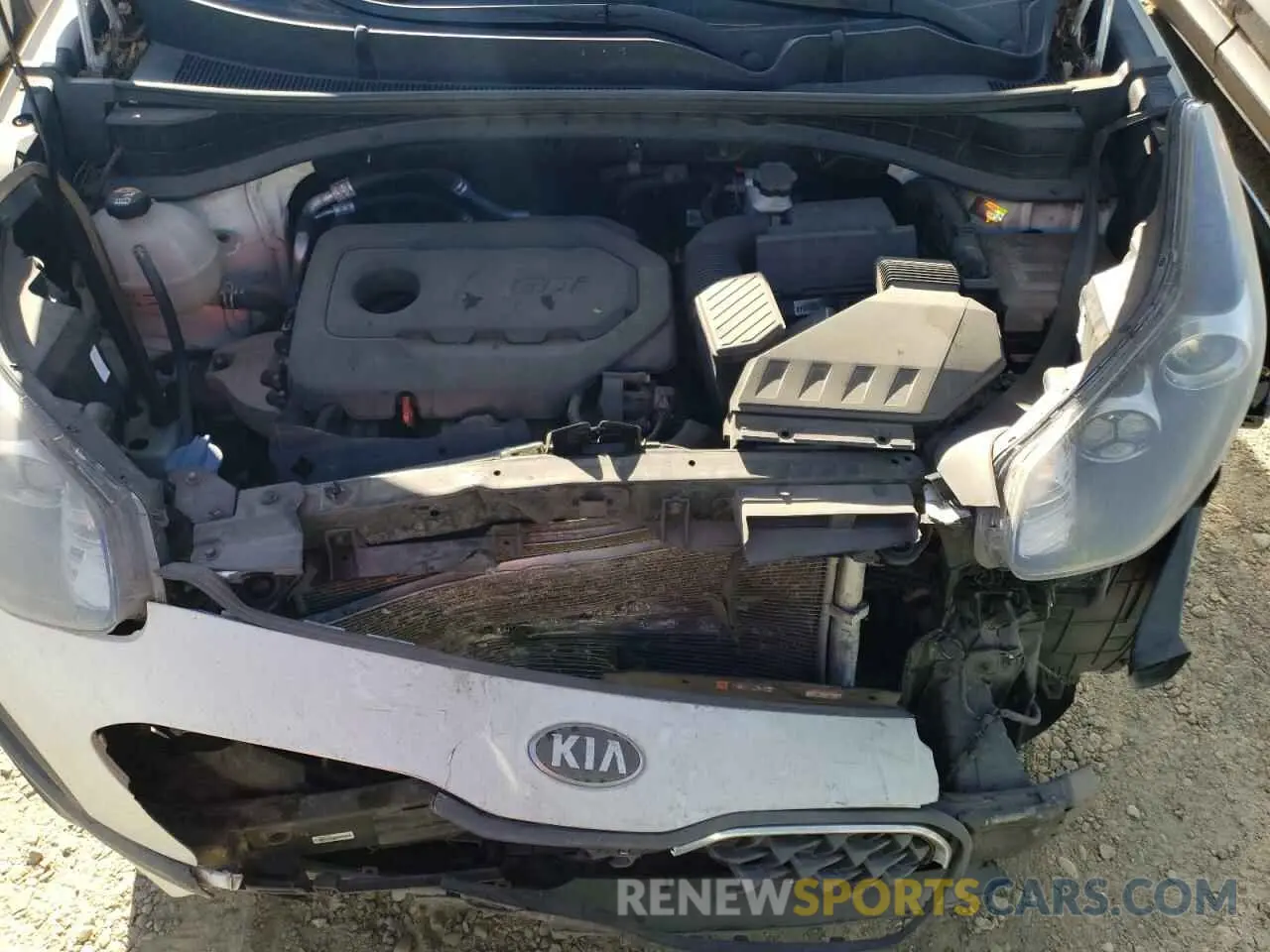 12 Photograph of a damaged car KNDPMCAC8N7023991 KIA SPORTAGE 2022