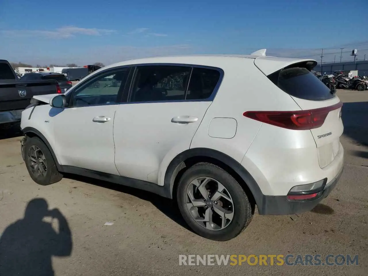 2 Photograph of a damaged car KNDPMCAC8N7023991 KIA SPORTAGE 2022