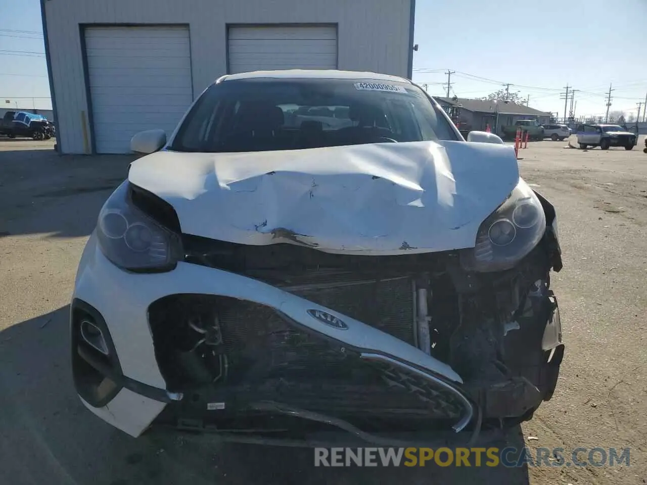 5 Photograph of a damaged car KNDPMCAC8N7023991 KIA SPORTAGE 2022