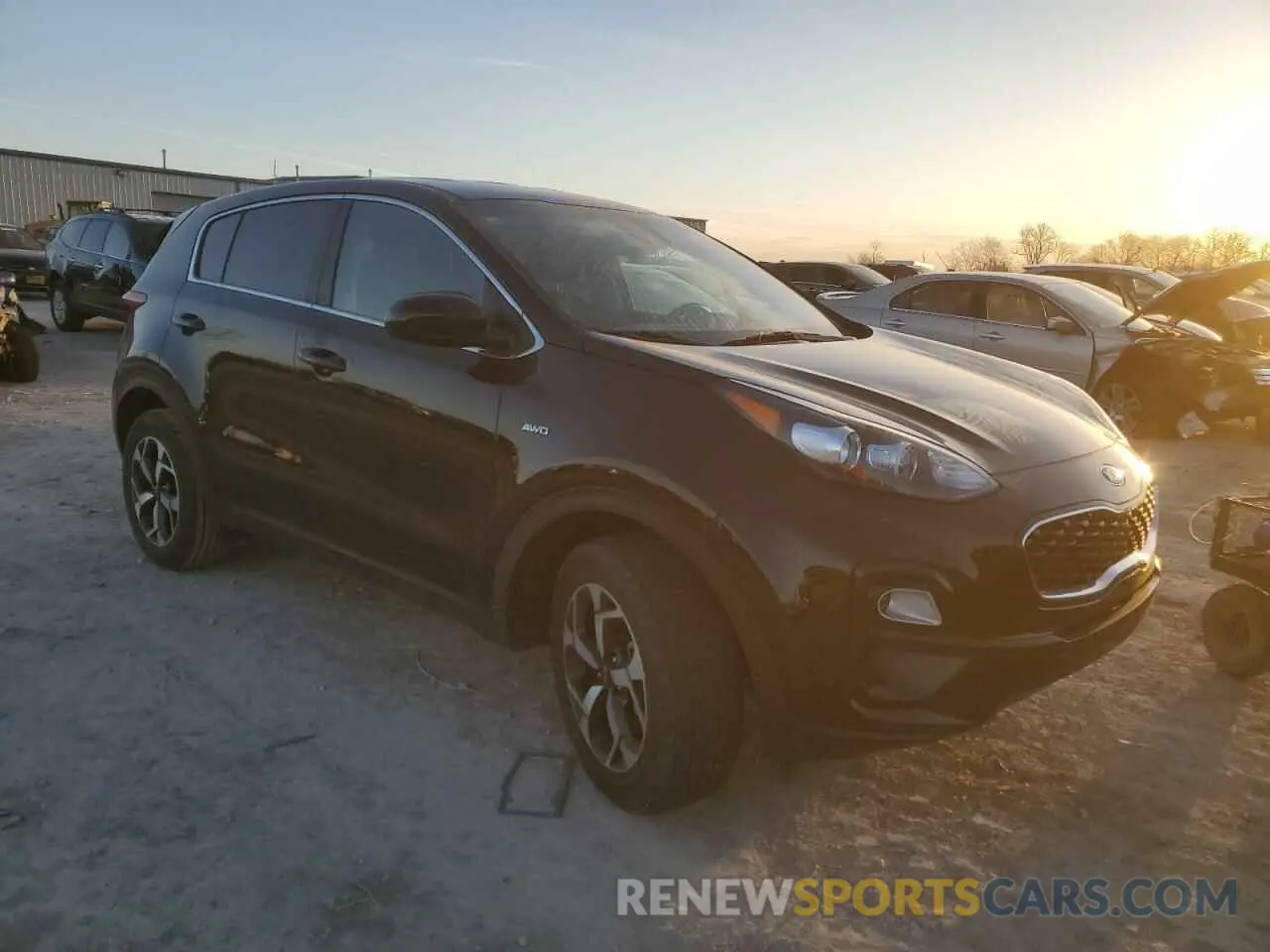 4 Photograph of a damaged car KNDPMCAC8N7993274 KIA SPORTAGE 2022