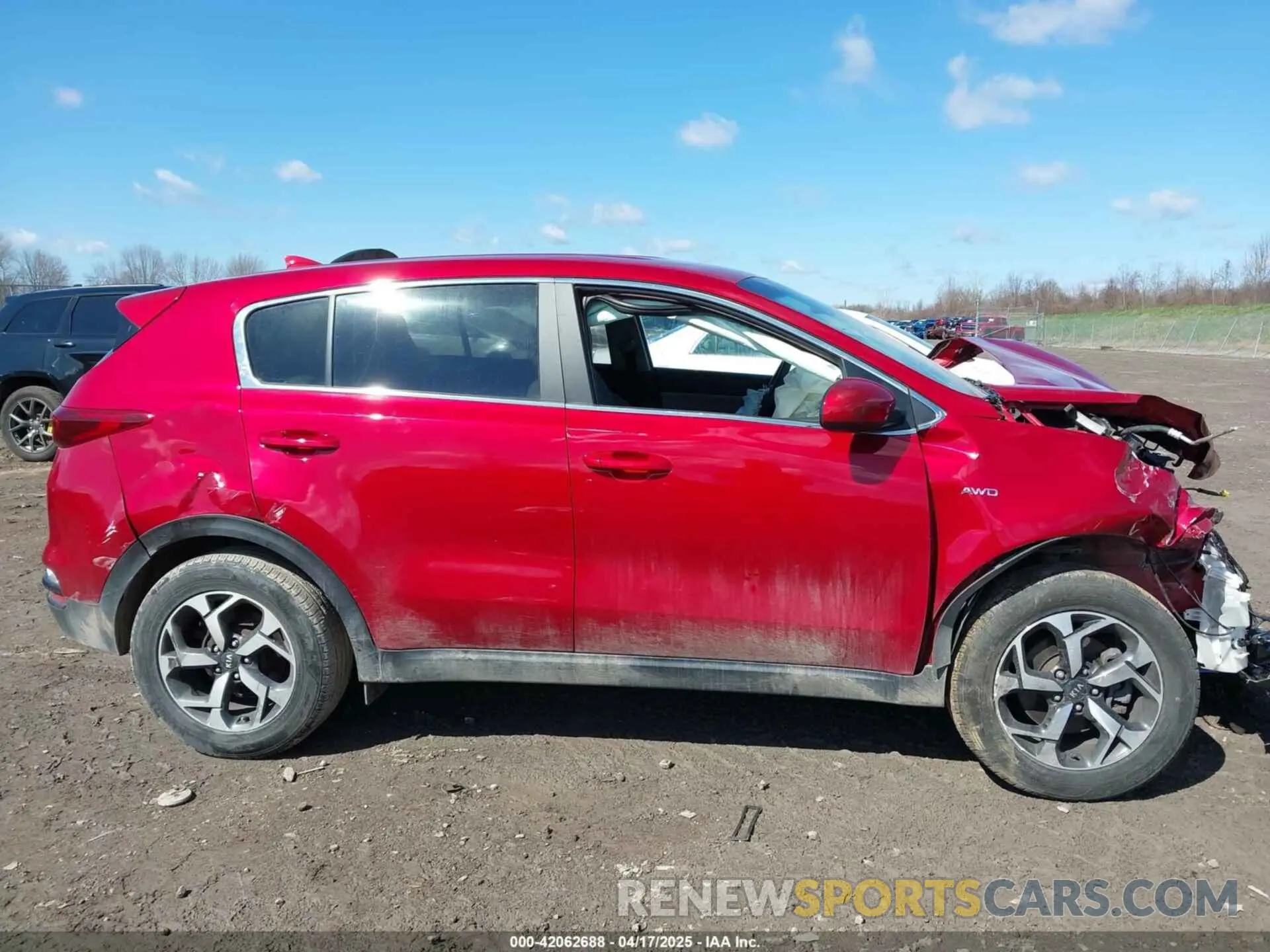 13 Photograph of a damaged car KNDPMCAC9N7010389 KIA SPORTAGE 2022