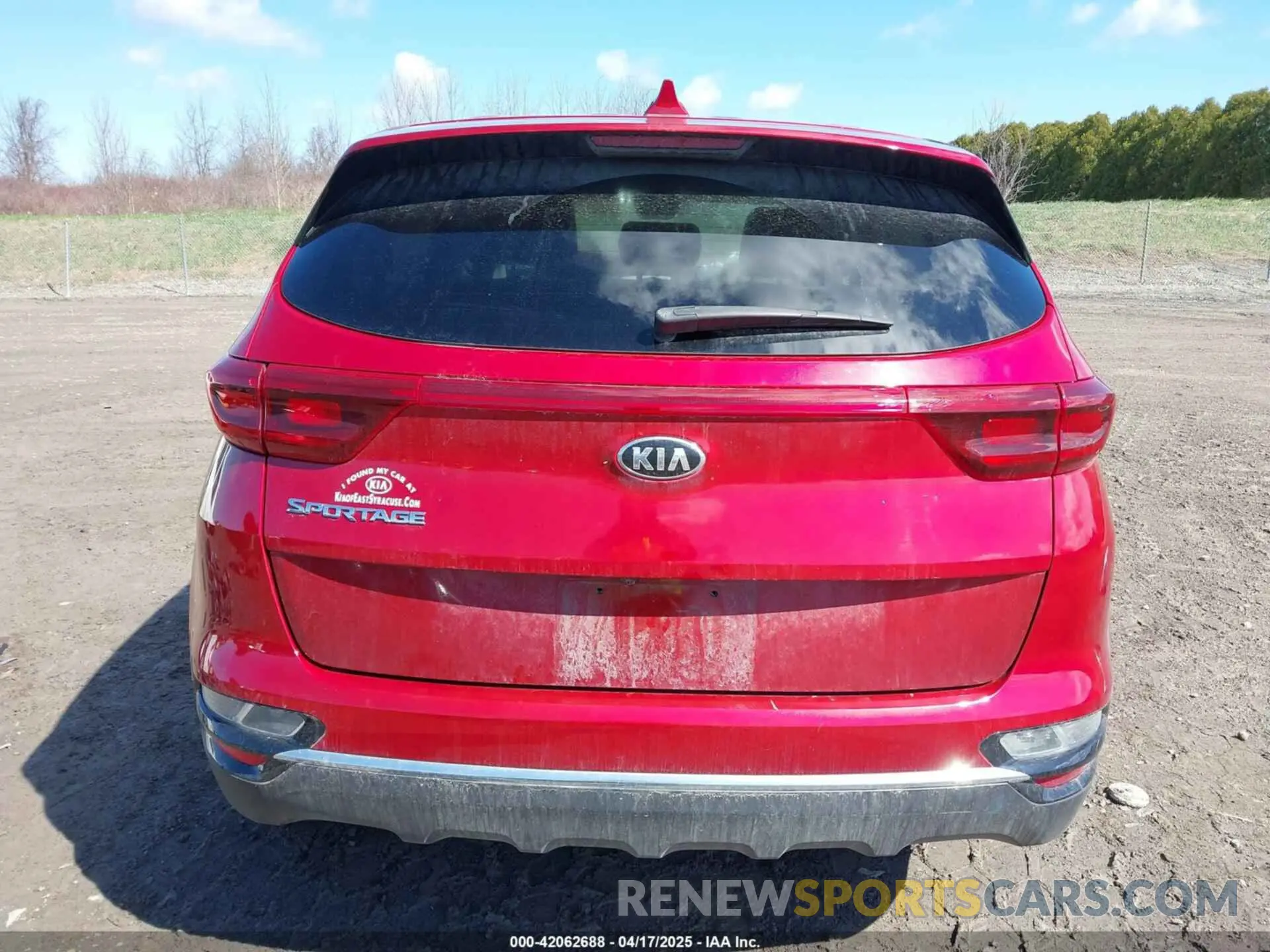 16 Photograph of a damaged car KNDPMCAC9N7010389 KIA SPORTAGE 2022