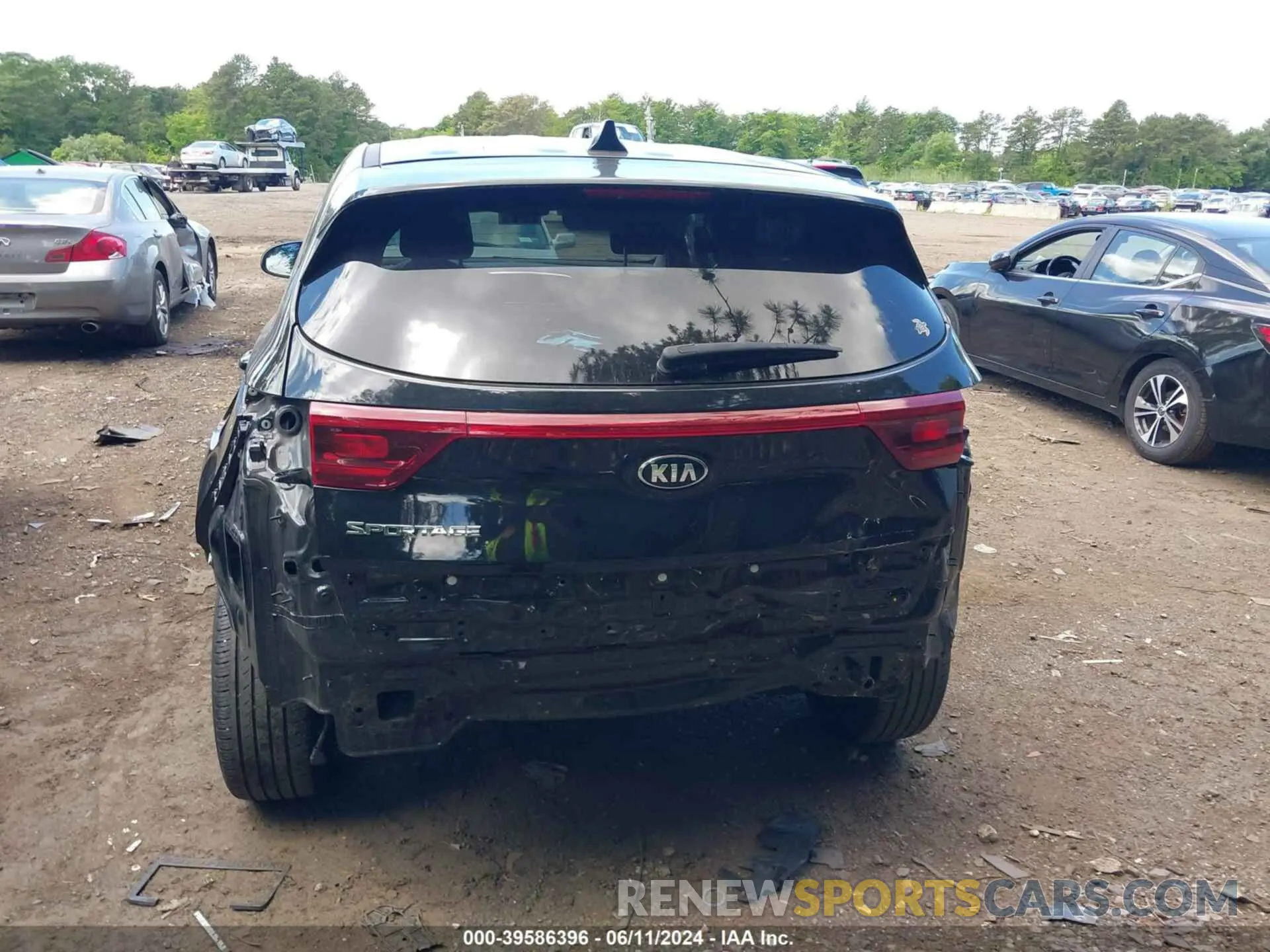 16 Photograph of a damaged car KNDPMCAC9N7951986 KIA SPORTAGE 2022