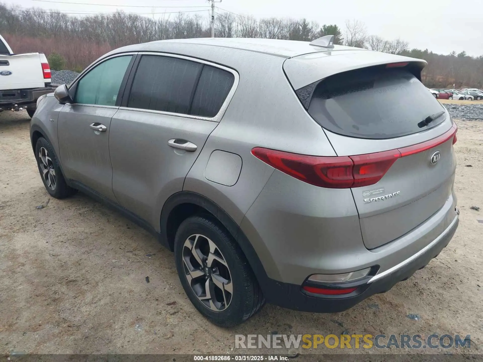 3 Photograph of a damaged car KNDPMCAC9N7954564 KIA SPORTAGE 2022