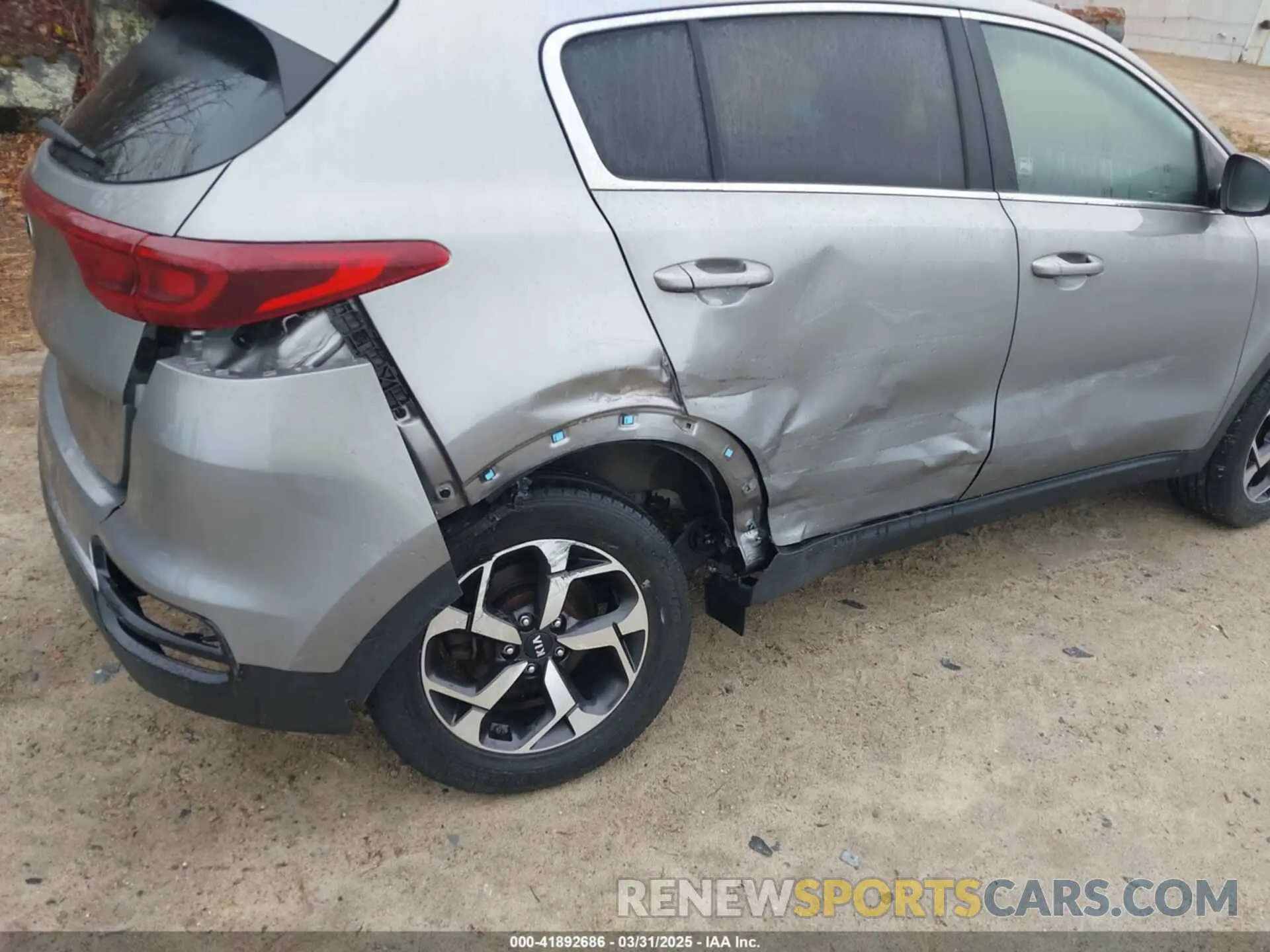 6 Photograph of a damaged car KNDPMCAC9N7954564 KIA SPORTAGE 2022