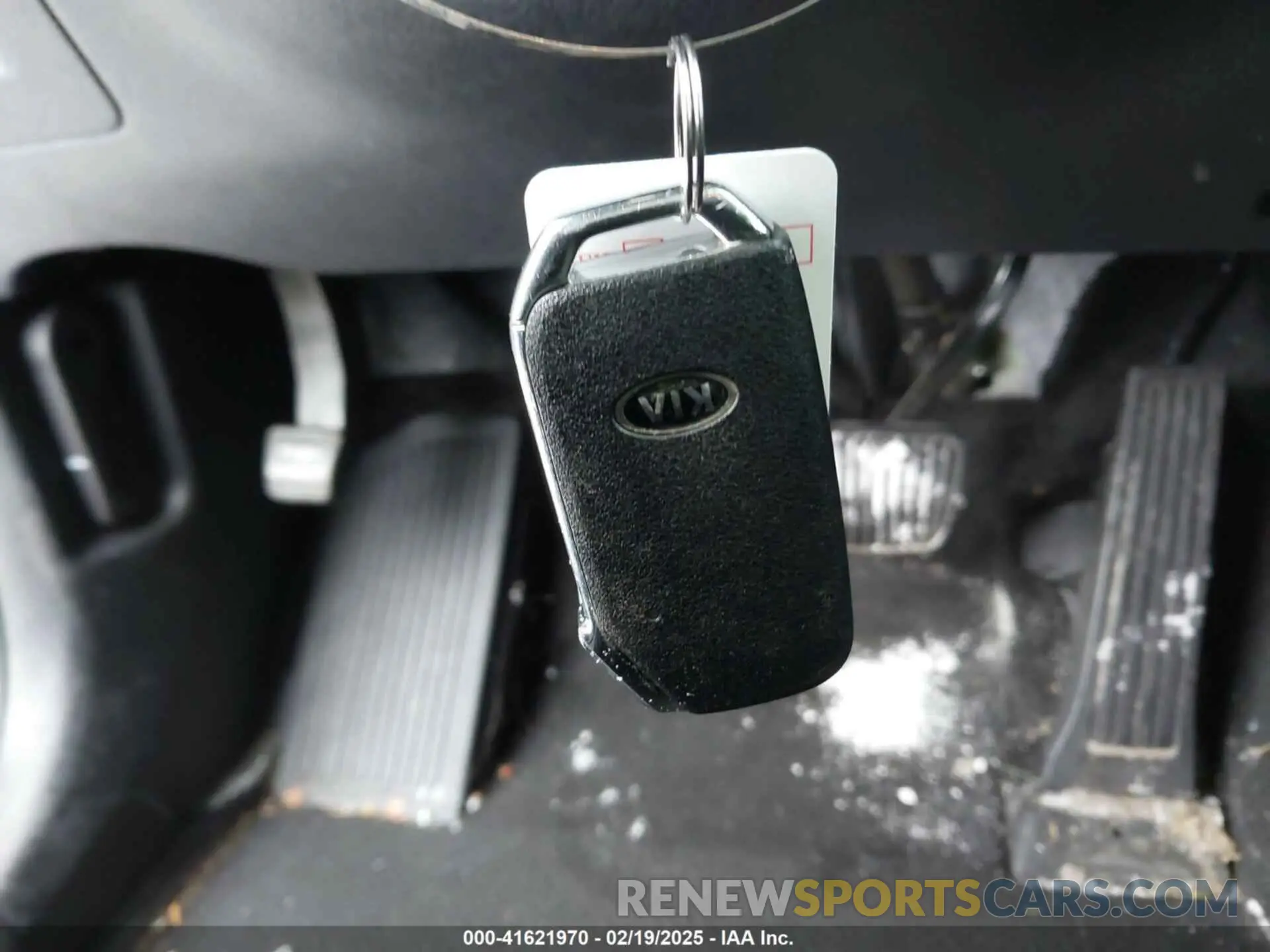 11 Photograph of a damaged car KNDPMCACXN7983264 KIA SPORTAGE 2022