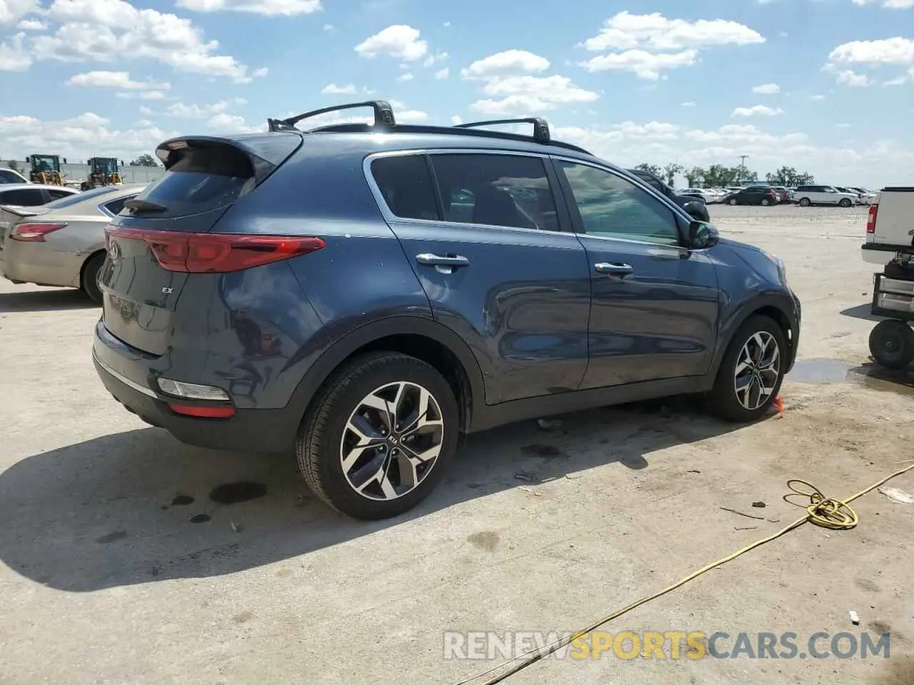 3 Photograph of a damaged car KNDPN3AC5N7978311 KIA SPORTAGE 2022