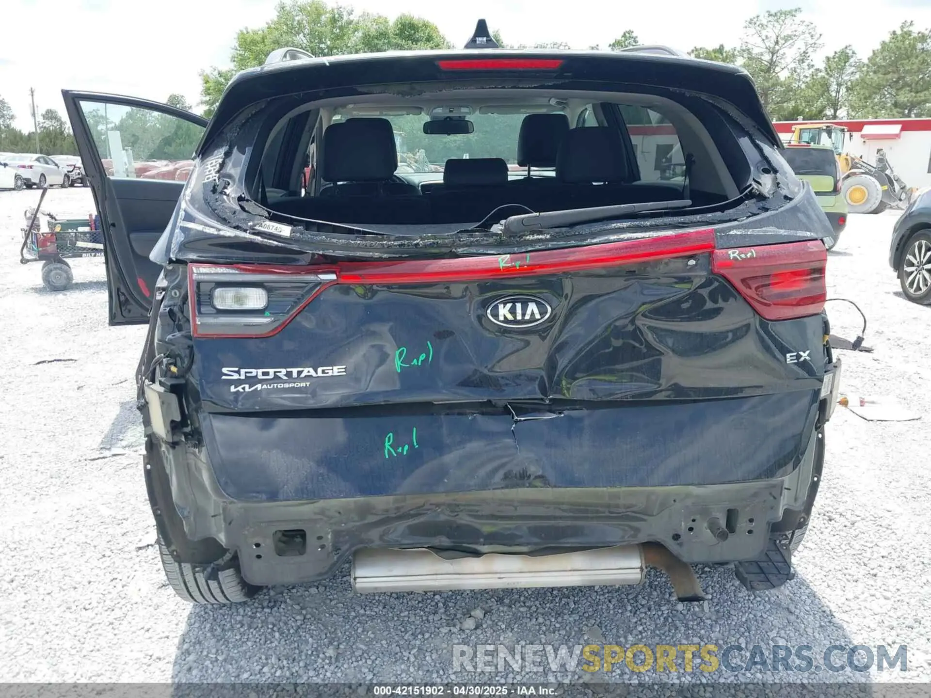 6 Photograph of a damaged car KNDPN3AC6N7007642 KIA SPORTAGE 2022
