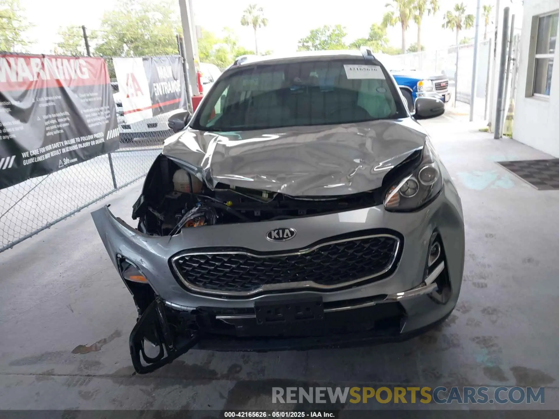 12 Photograph of a damaged car KNDPN3AC6N7959489 KIA SPORTAGE 2022