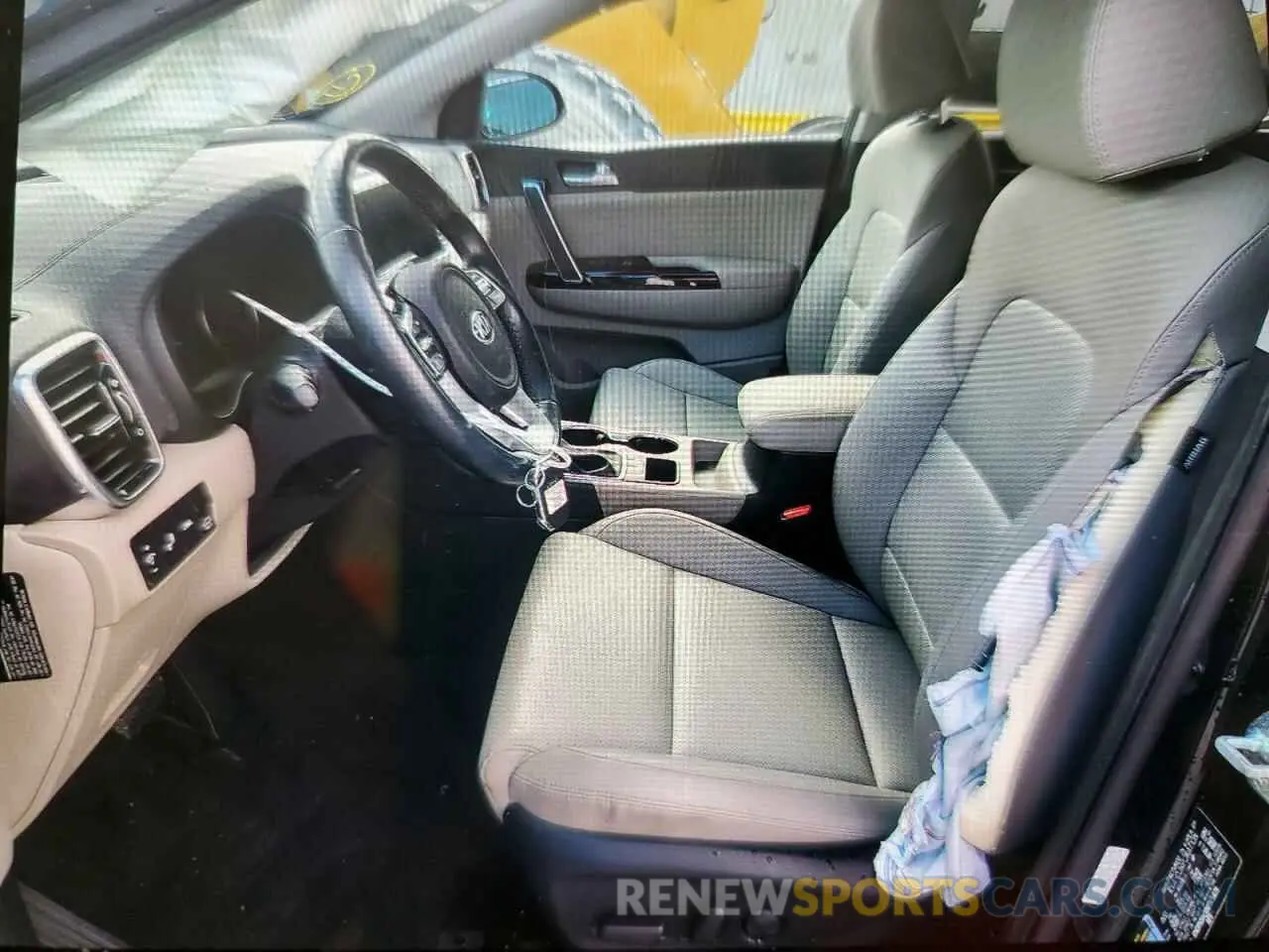 7 Photograph of a damaged car KNDPN3AC6N7975479 KIA SPORTAGE 2022