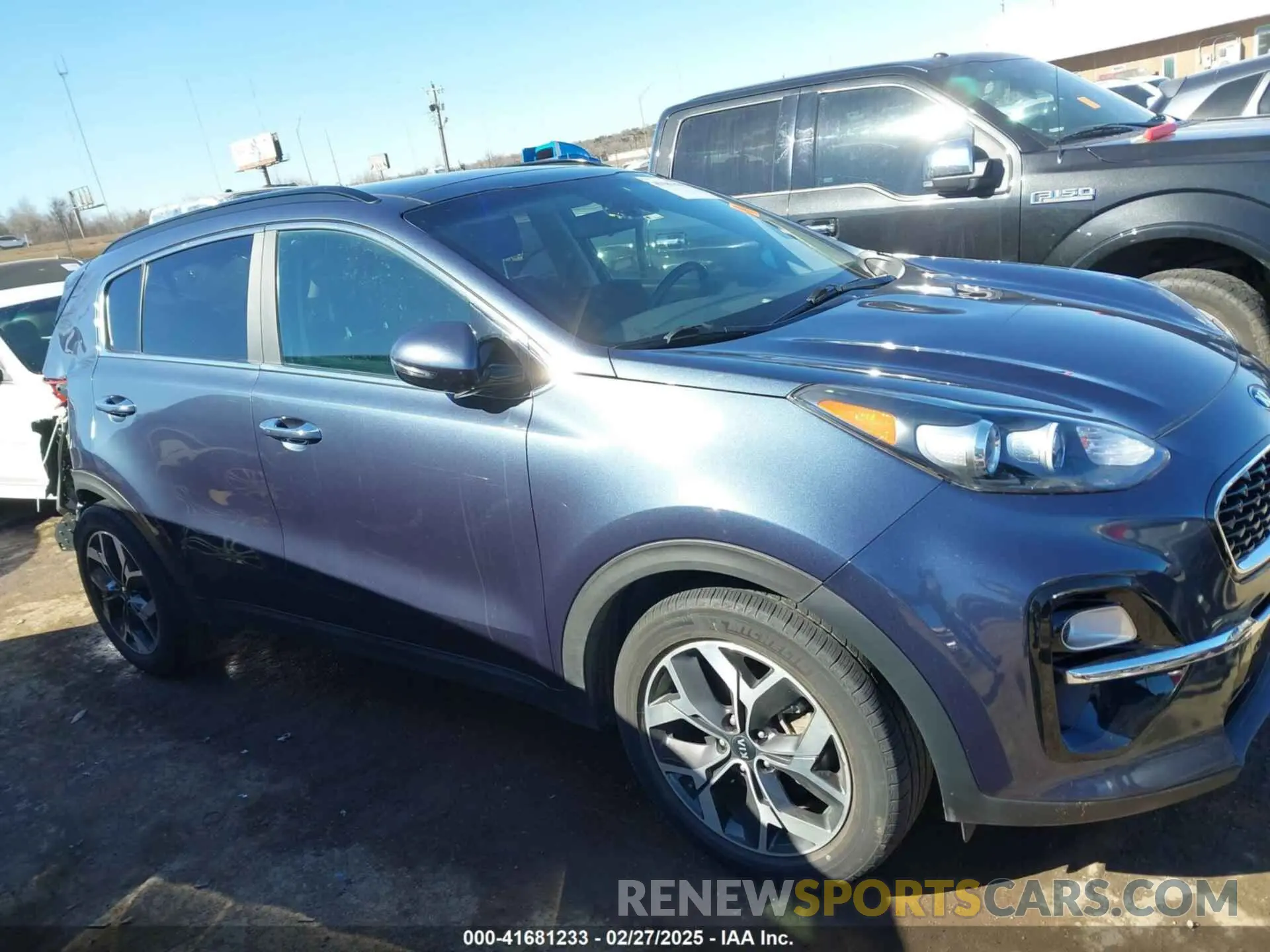 13 Photograph of a damaged car KNDPN3AC9N7990414 KIA SPORTAGE 2022
