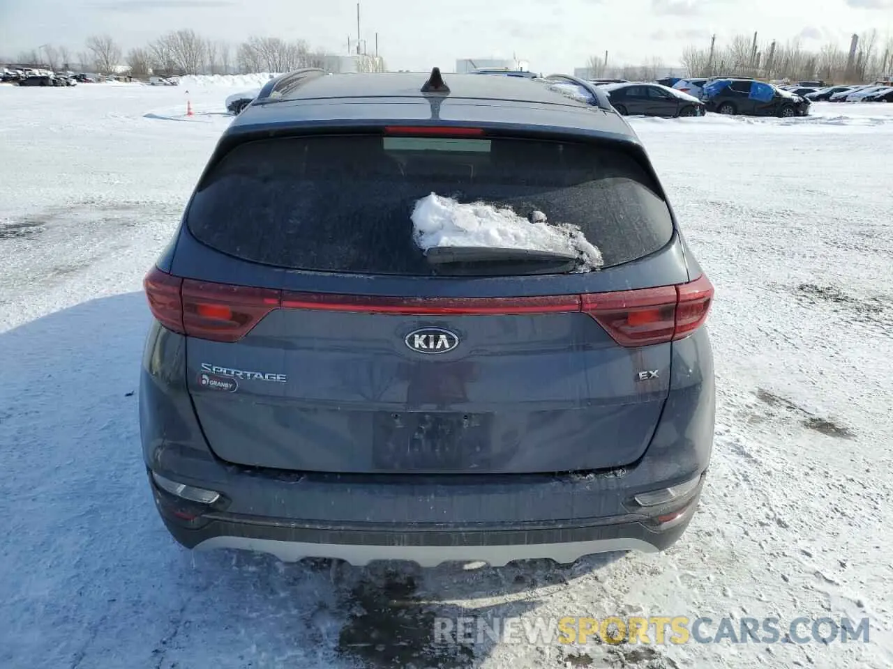 6 Photograph of a damaged car KNDPNCAC4N7985394 KIA SPORTAGE 2022