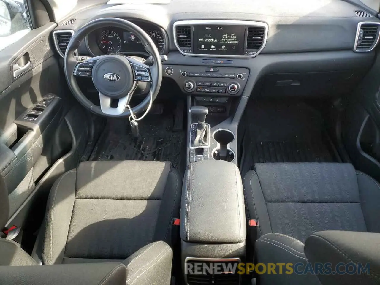 8 Photograph of a damaged car KNDPNCAC4N7985394 KIA SPORTAGE 2022