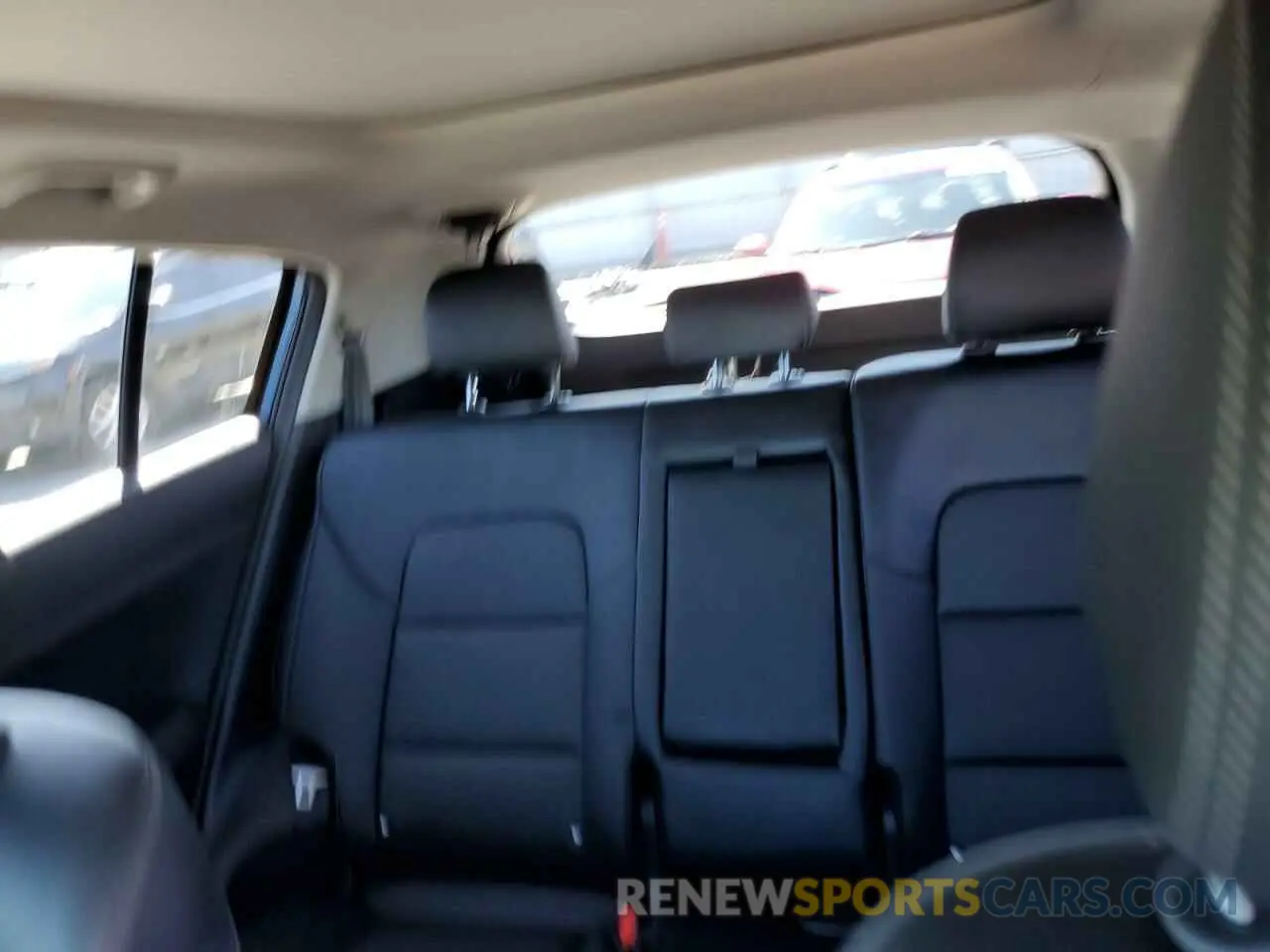 10 Photograph of a damaged car KNDPNCAC5N7002044 KIA SPORTAGE 2022