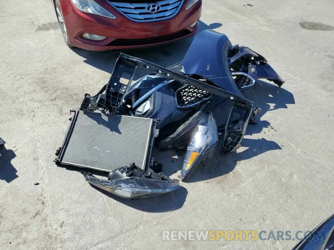 13 Photograph of a damaged car KNDPNCAC5N7002044 KIA SPORTAGE 2022