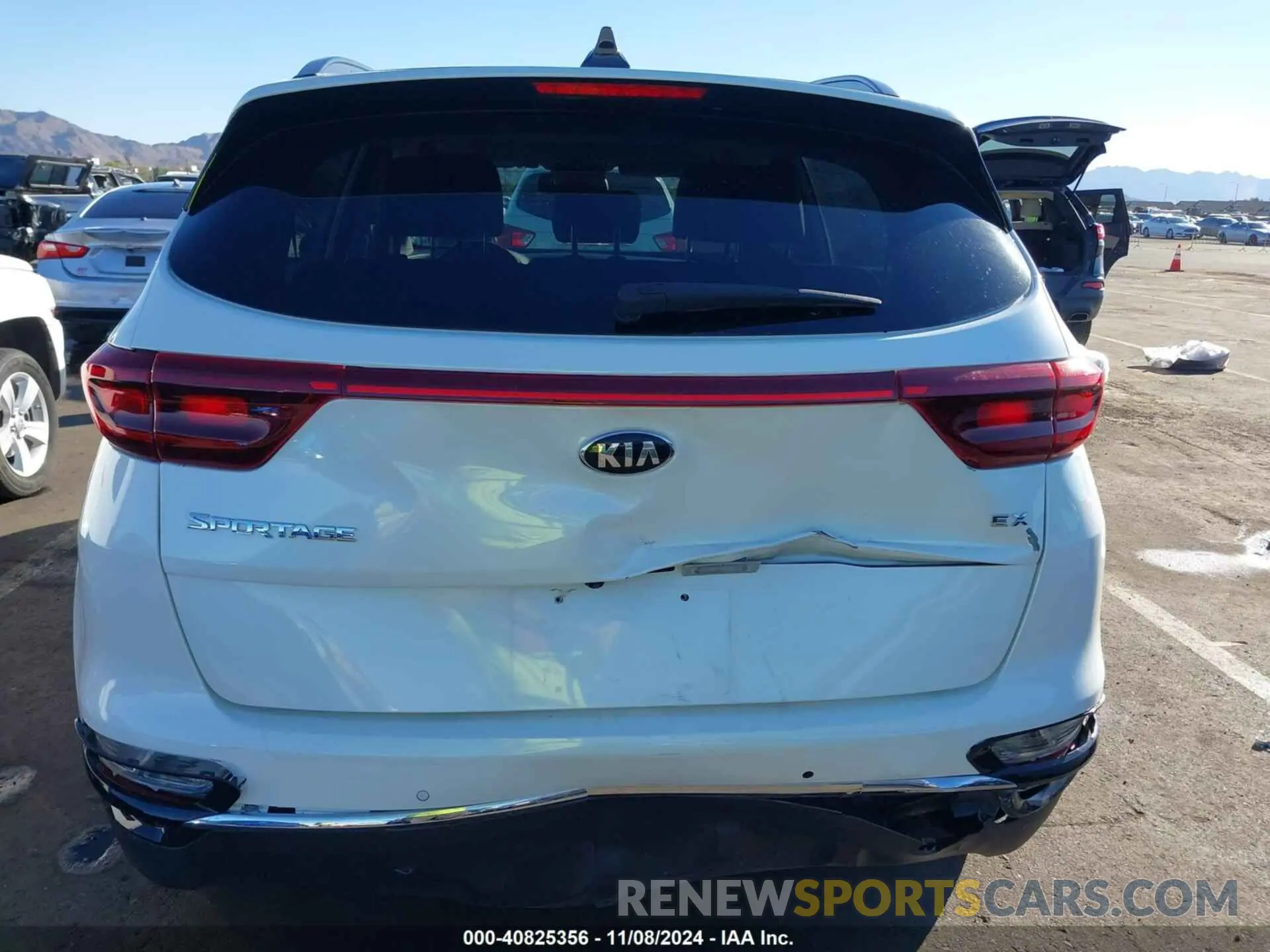 16 Photograph of a damaged car KNDPNCAC6N7949822 KIA SPORTAGE 2022