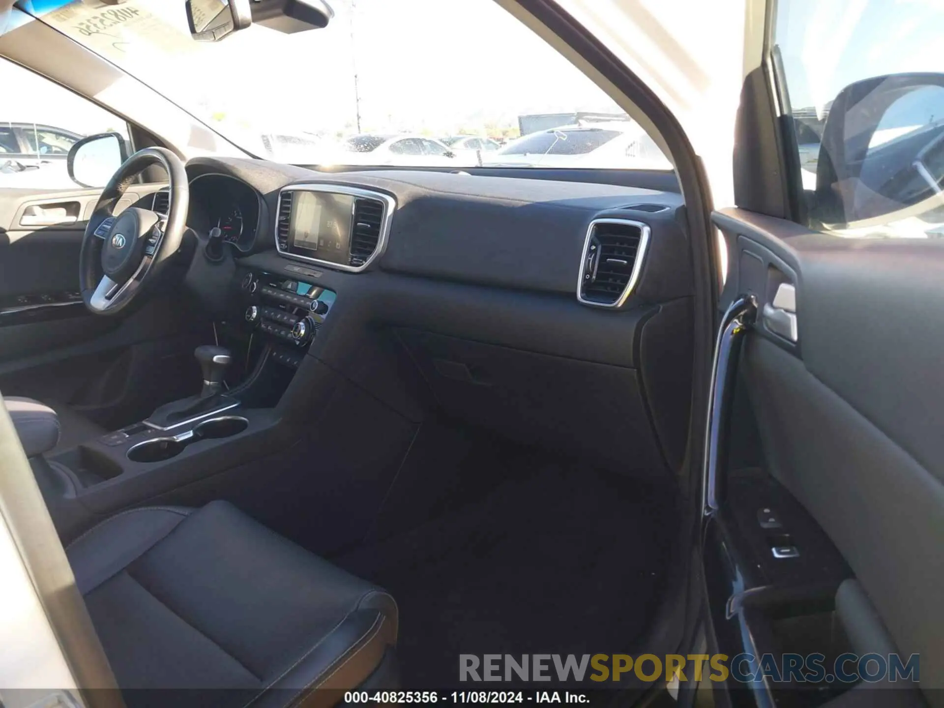 5 Photograph of a damaged car KNDPNCAC6N7949822 KIA SPORTAGE 2022