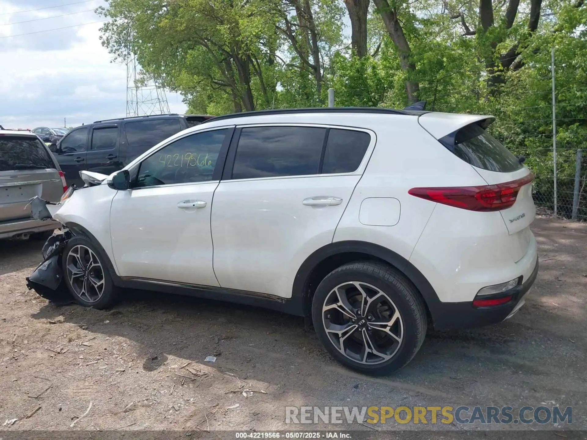 13 Photograph of a damaged car KNDPR3A65N7020221 KIA SPORTAGE 2022