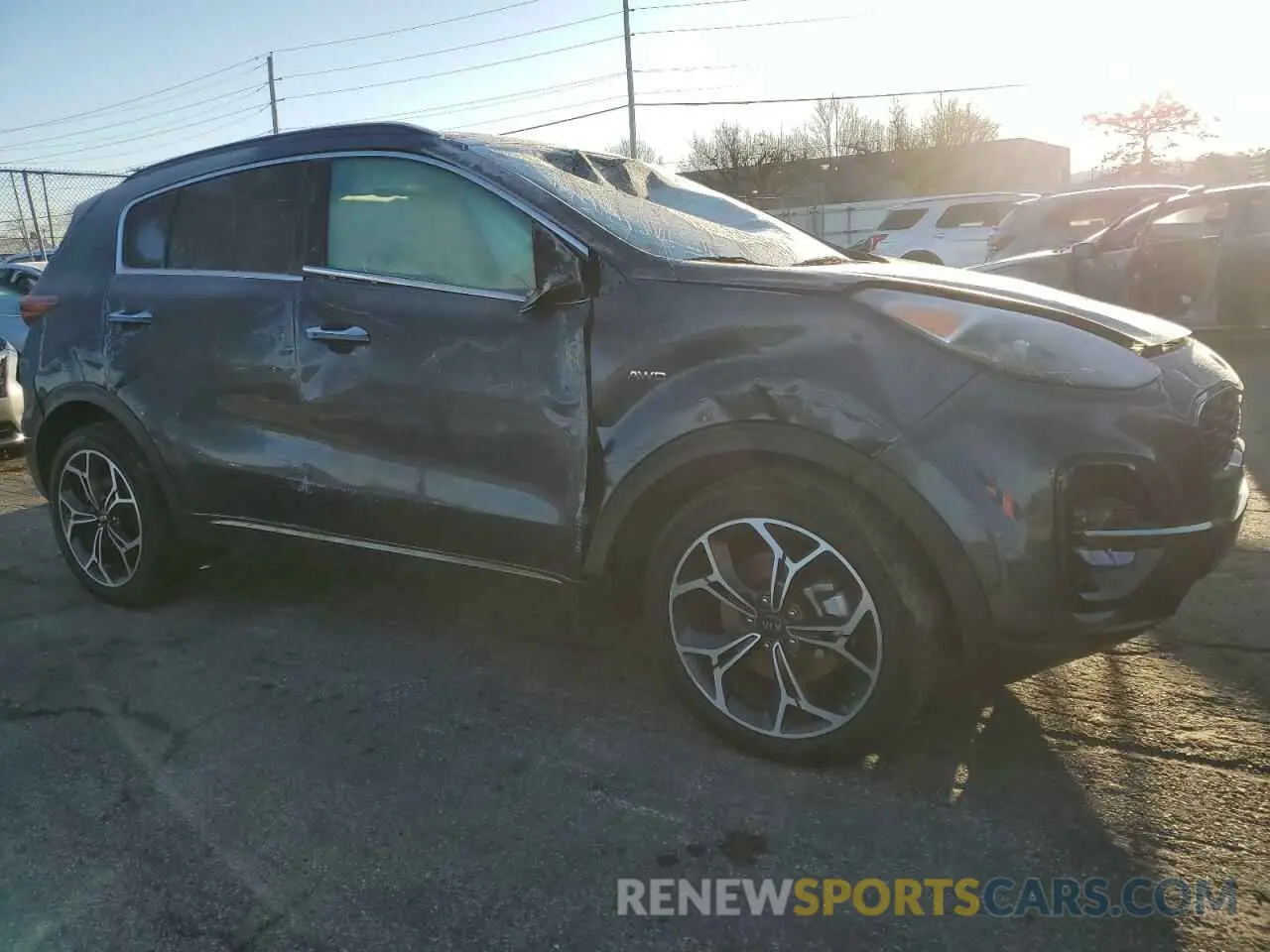 4 Photograph of a damaged car KNDPRCA64N7998581 KIA SPORTAGE 2022