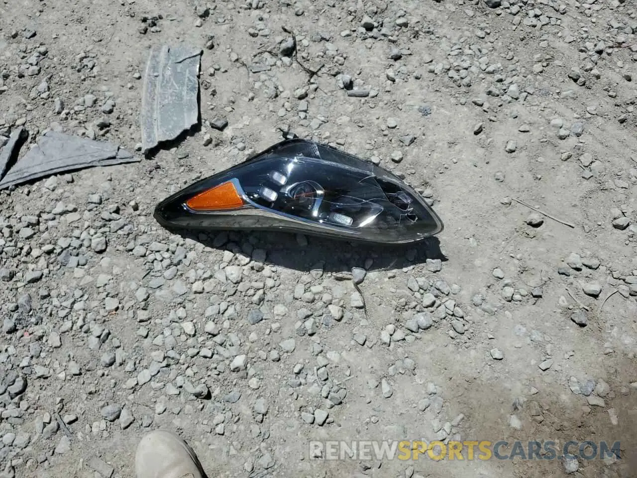 13 Photograph of a damaged car KNDPRCA68N7998082 KIA SPORTAGE 2022