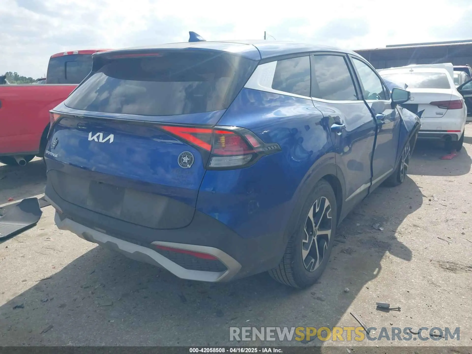 16 Photograph of a damaged car 5XYK33AF0PG132216 KIA SPORTAGE 2023